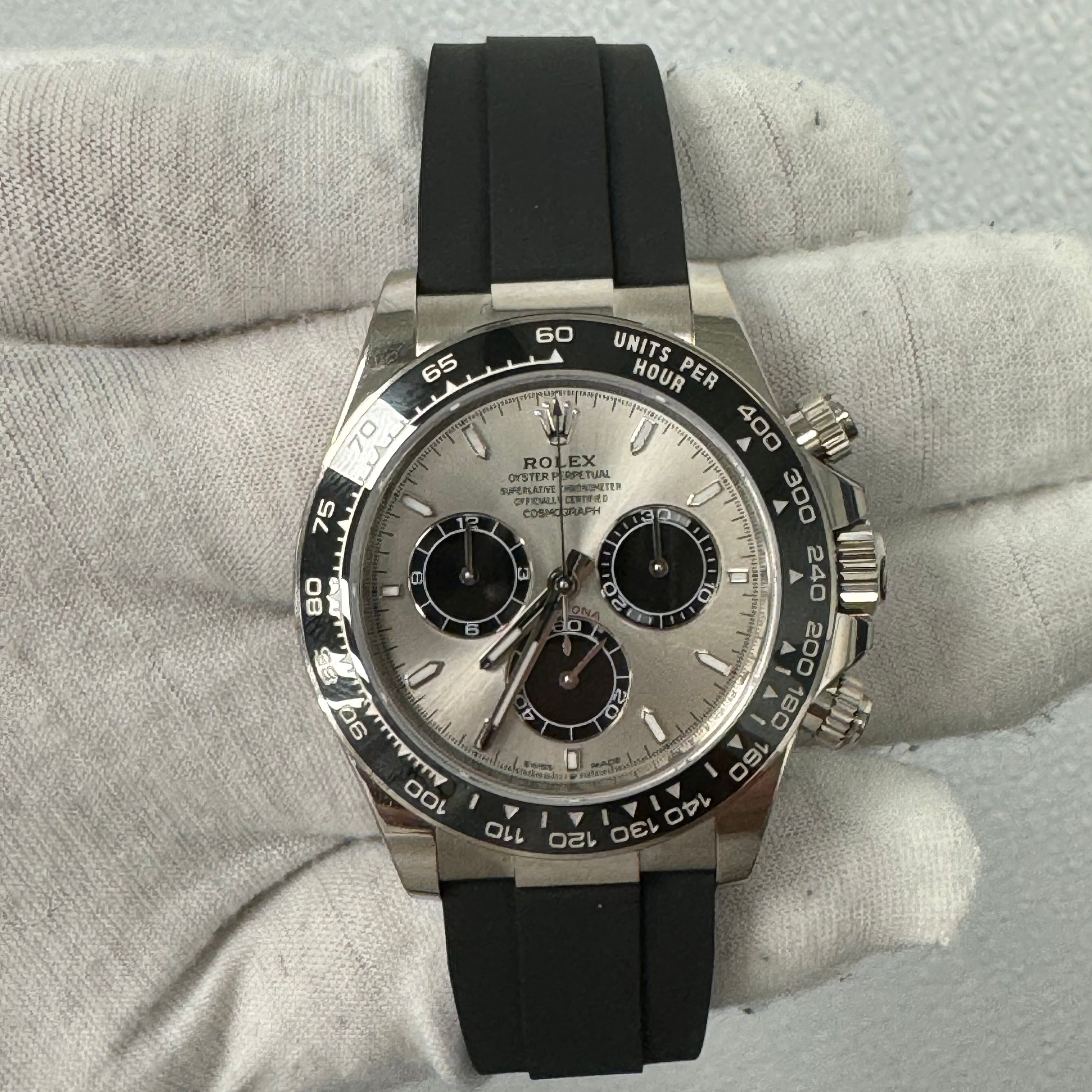 Rolex Daytona 40mm Silver Dial Ref# 126519LN - Happy Jewelers Fine Jewelry Lifetime Warranty