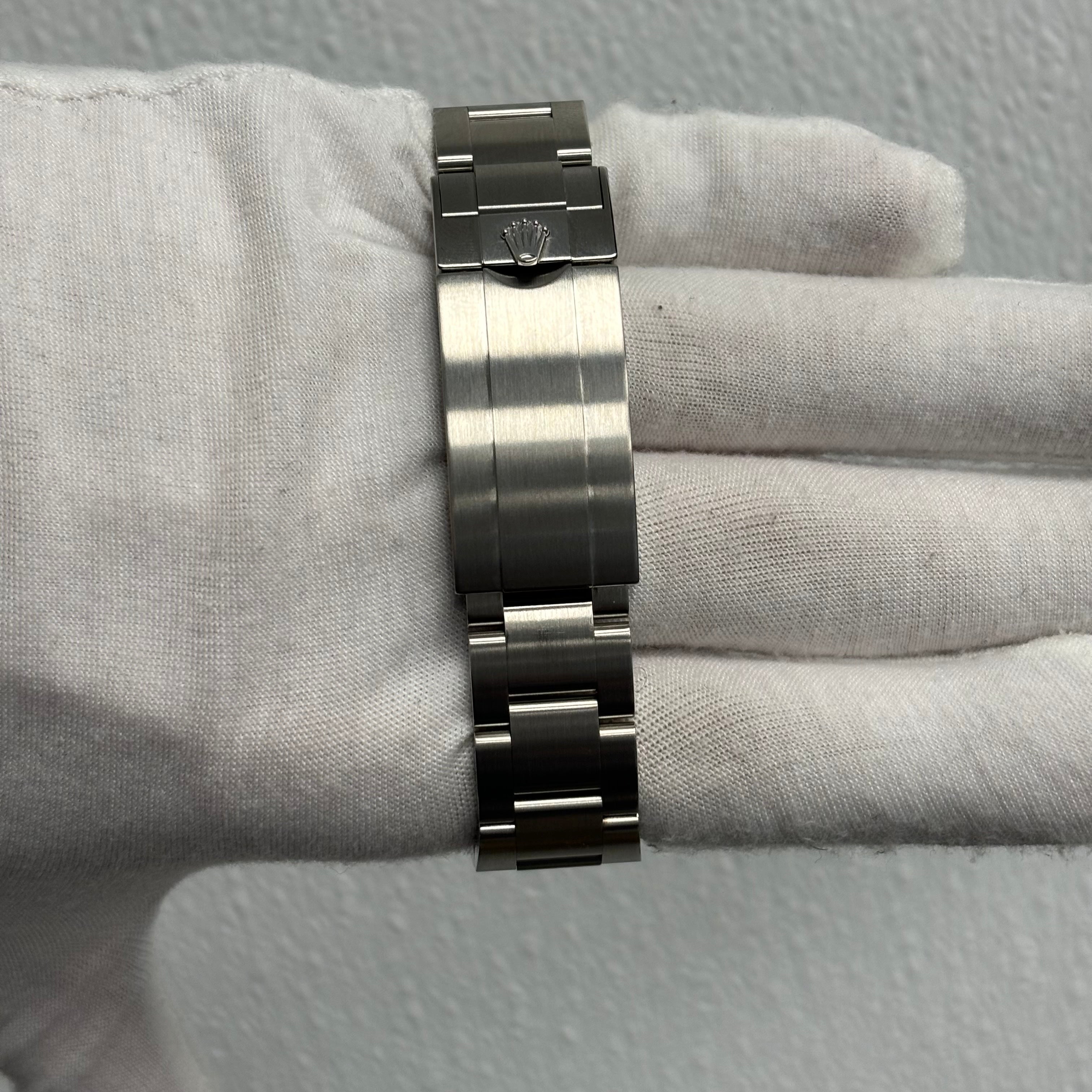 Rolex Submariner No-Date 41mm Black Dial Ref# 124060 - Happy Jewelers Fine Jewelry Lifetime Warranty