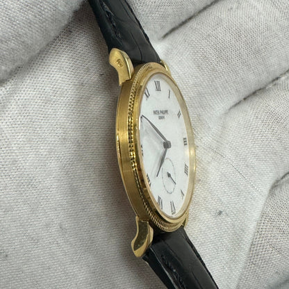 Patek Philippe Calatrava 33.5mm White Dial Ref# 3919 - Happy Jewelers Fine Jewelry Lifetime Warranty