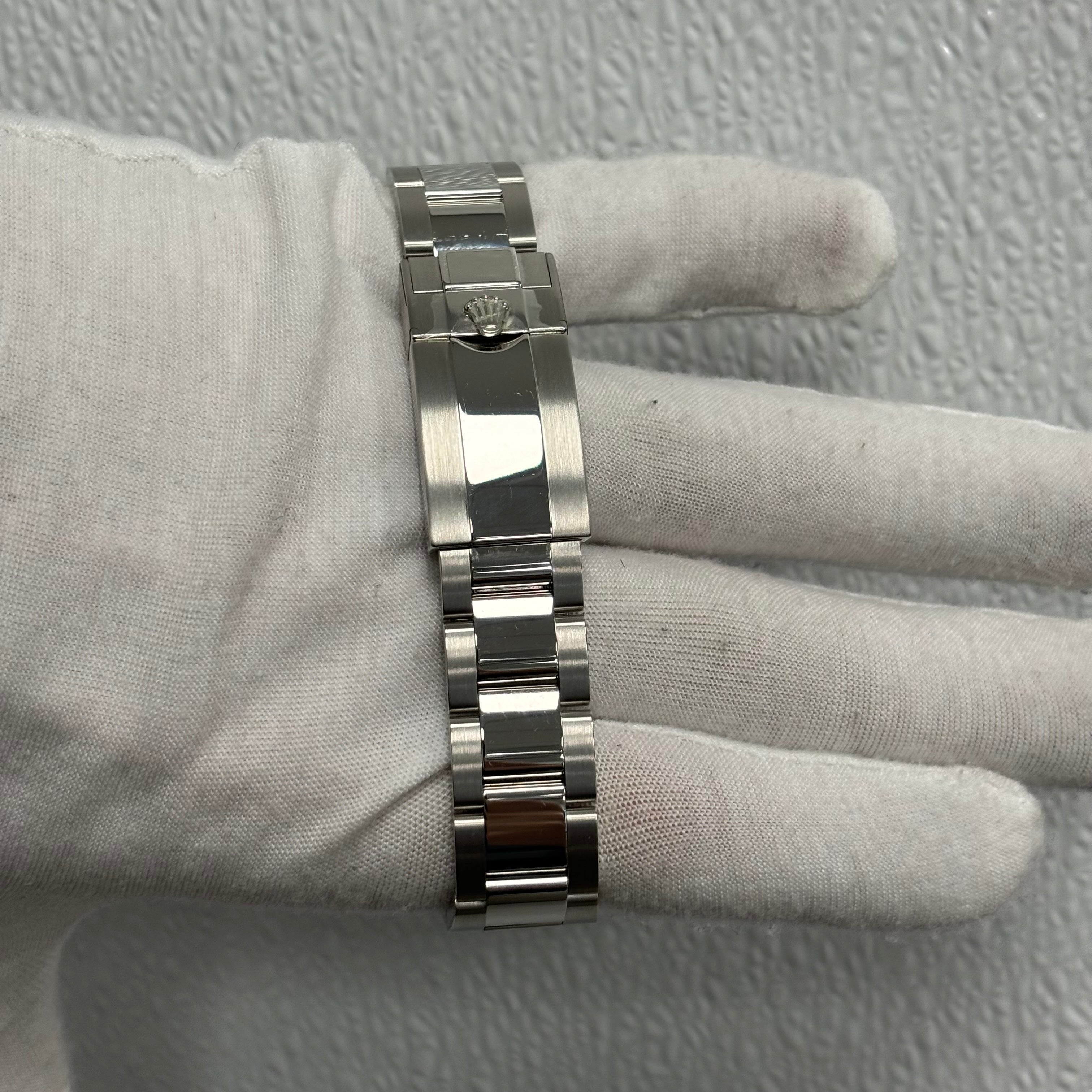 Rolex Daytona 40mm Blue Dial Ref# 116506 - Happy Jewelers Fine Jewelry Lifetime Warranty