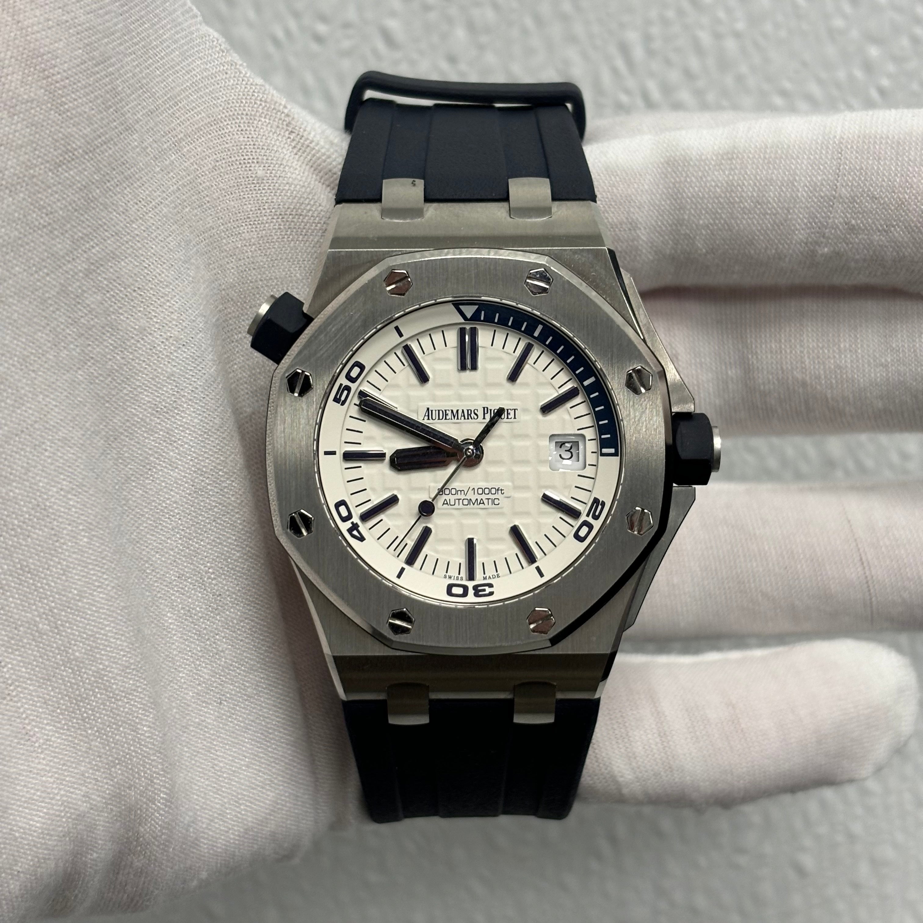 Audemars Piguet Royal Oak 42mm White Dial Ref# 15710ST.OO.A010CA.01 - Happy Jewelers Fine Jewelry Lifetime Warranty