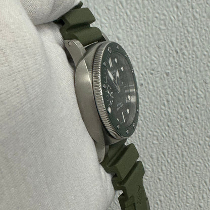 Panerai Submersible 44mm Green Dial Watch Ref# PAM01287 - Happy Jewelers Fine Jewelry Lifetime Warranty