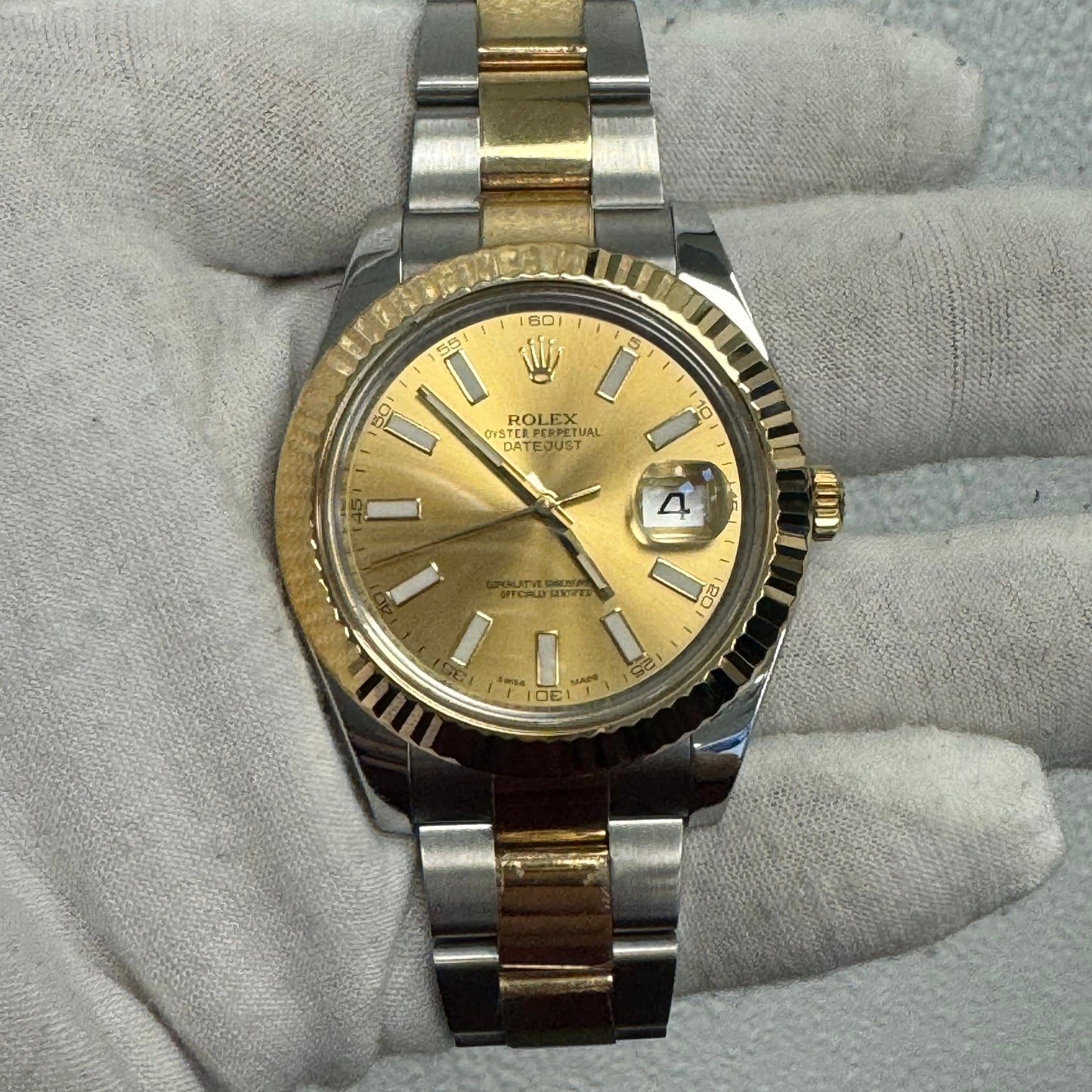 Rolex Datejust 41mm Champagne Dial Watch Ref# 116333