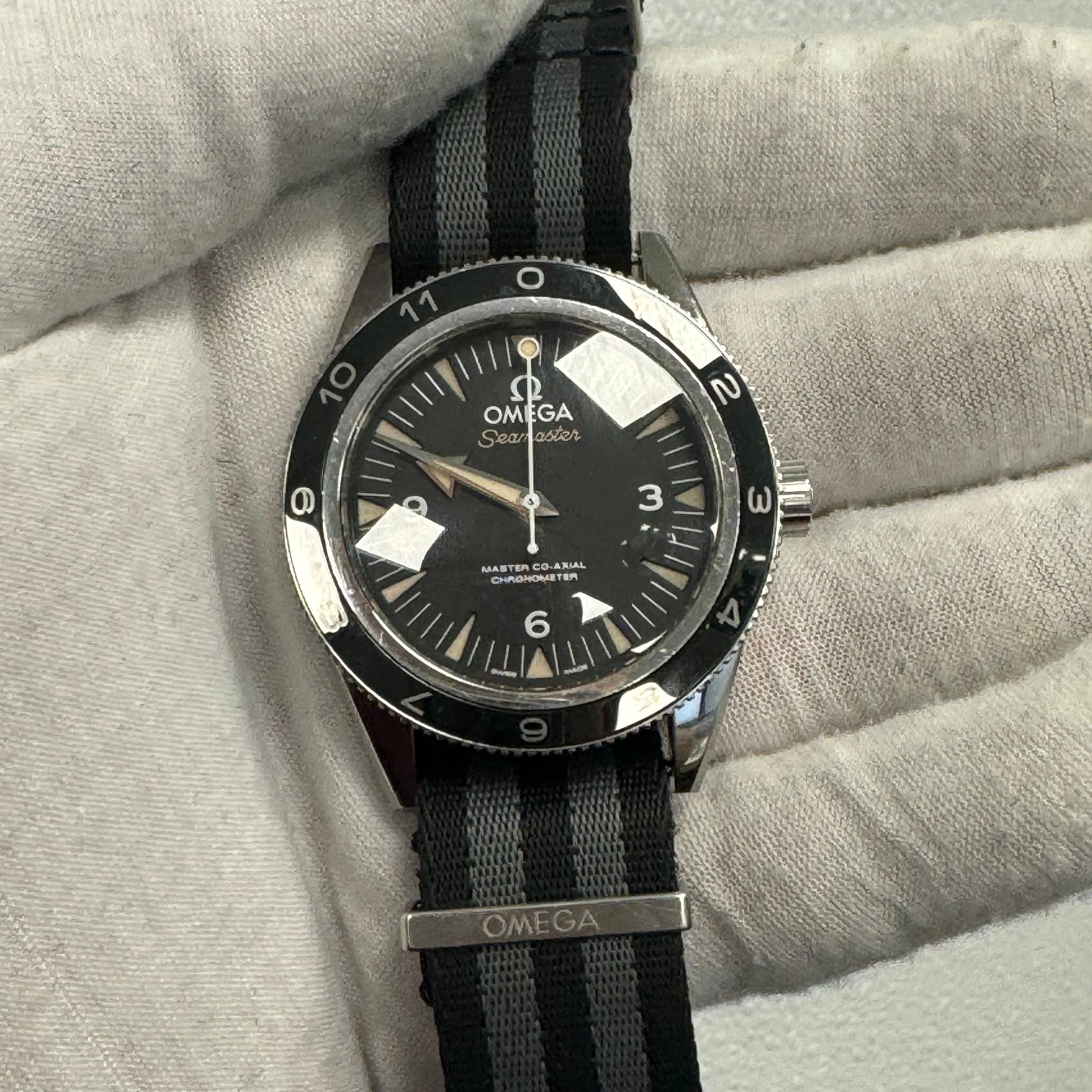Omega Seamaster 41mm Black Dial Watch Ref# 233.32.41.21.01.001 - Happy Jewelers Fine Jewelry Lifetime Warranty