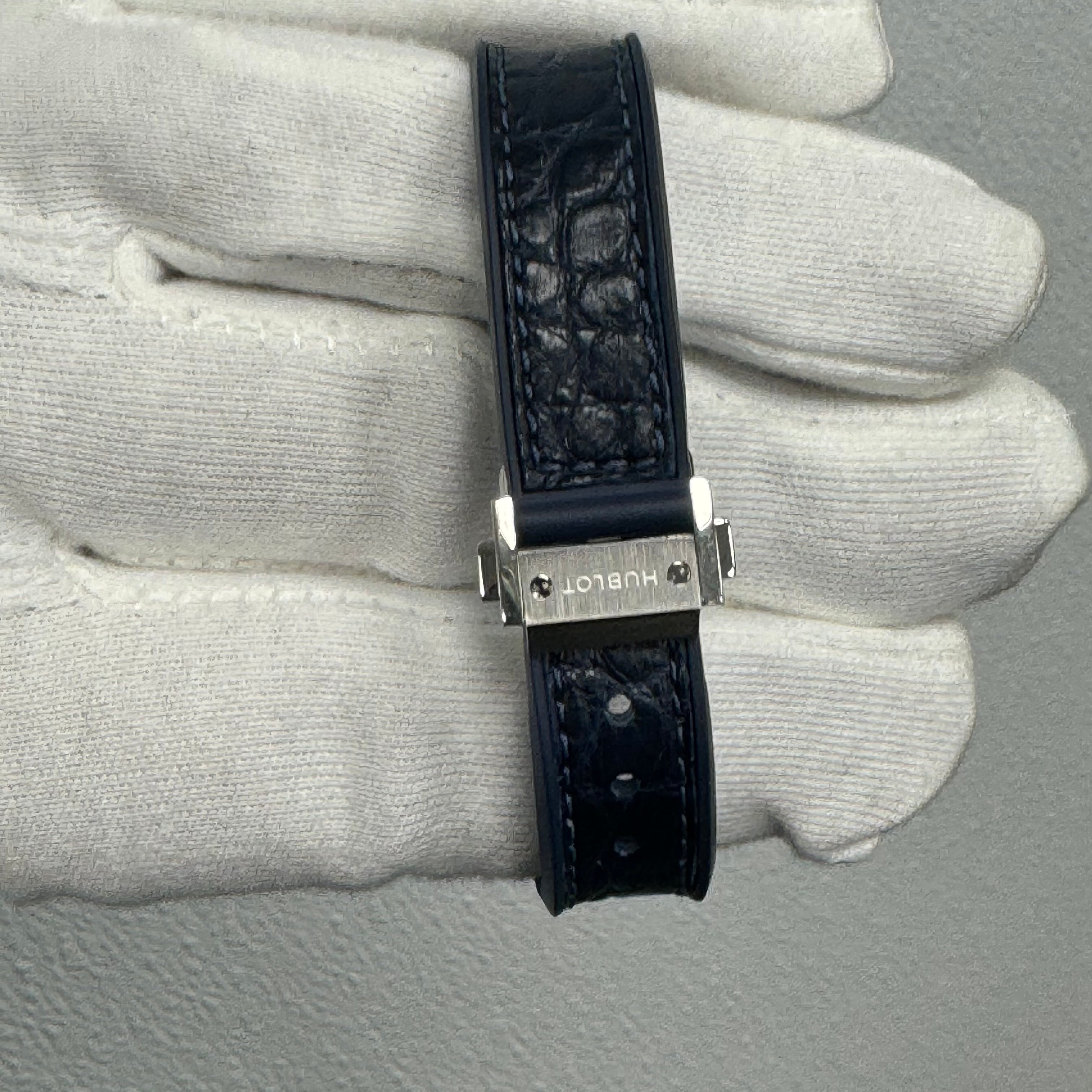 Hublot Classic Fusion 33mm Blue Dial Watch Ref# 581.NX.7170.RX.1104 - Happy Jewelers Fine Jewelry Lifetime Warranty