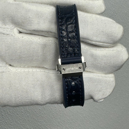 Hublot Classic Fusion 33mm Blue Dial Watch Ref# 581.NX.7170.RX.1104 - Happy Jewelers Fine Jewelry Lifetime Warranty