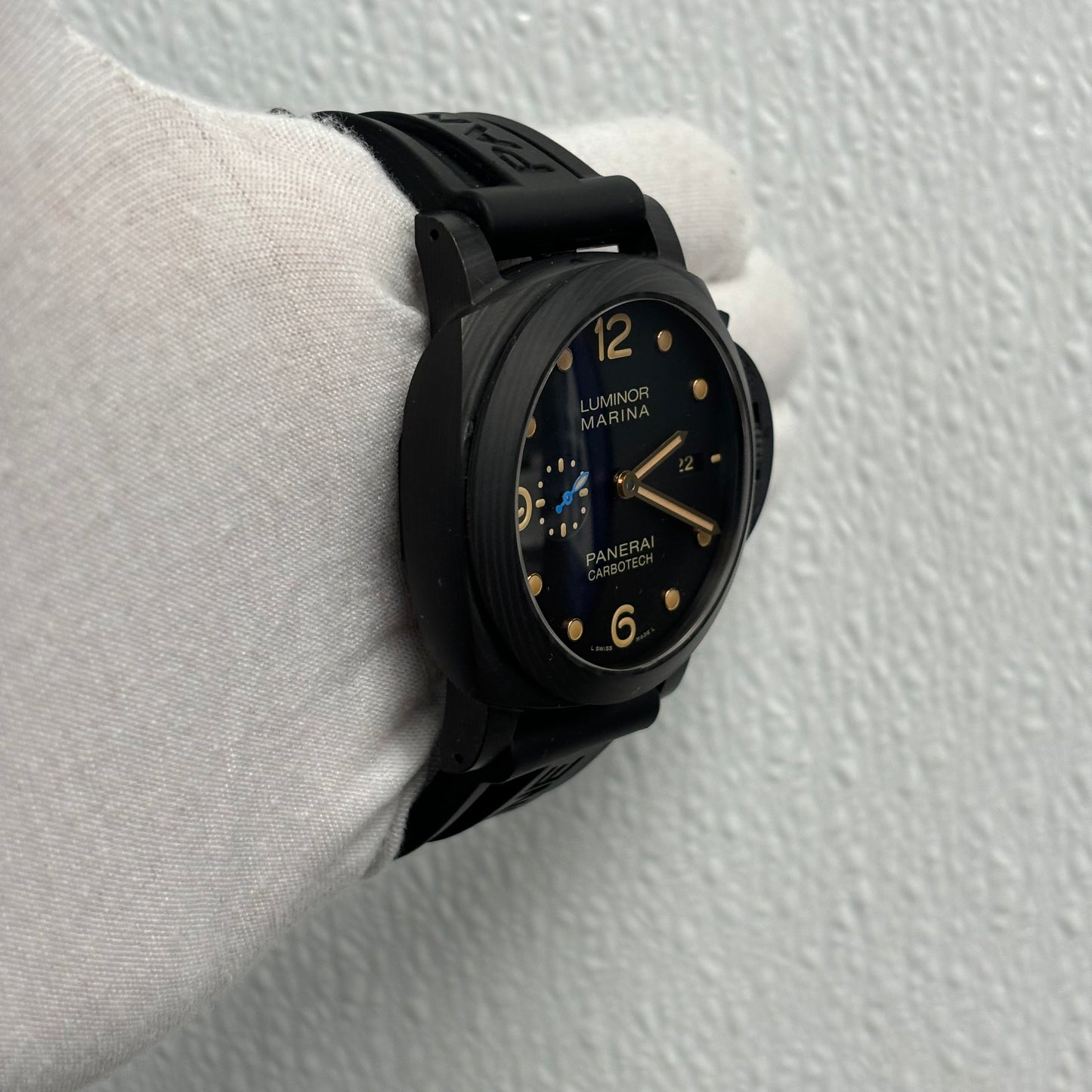 Panerai Luminor 44mm Black Dial Watch Ref# PAM00661