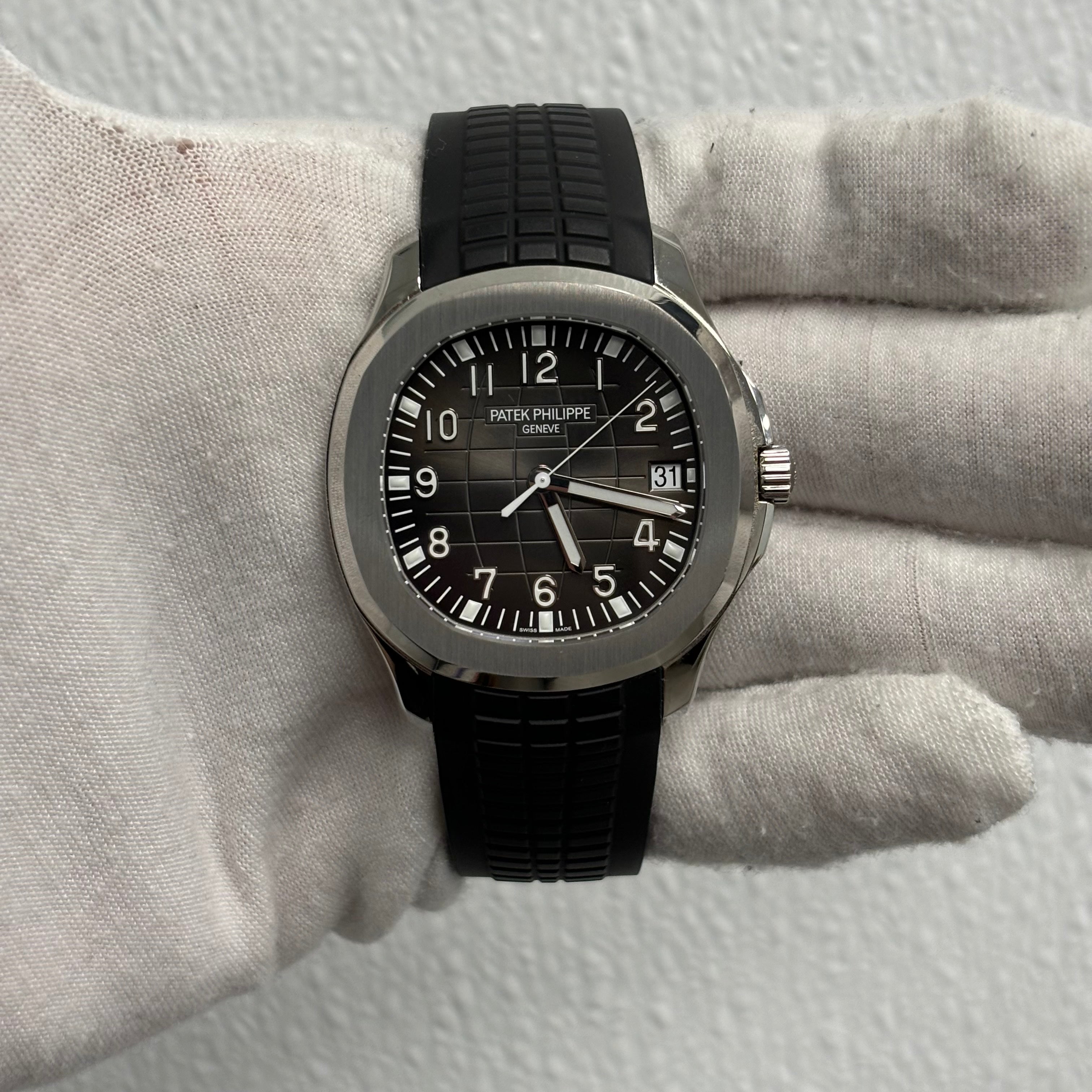 Patek Philippe 40mm Grey Dial Ref# 5167A-001 - Happy Jewelers Fine Jewelry Lifetime Warranty