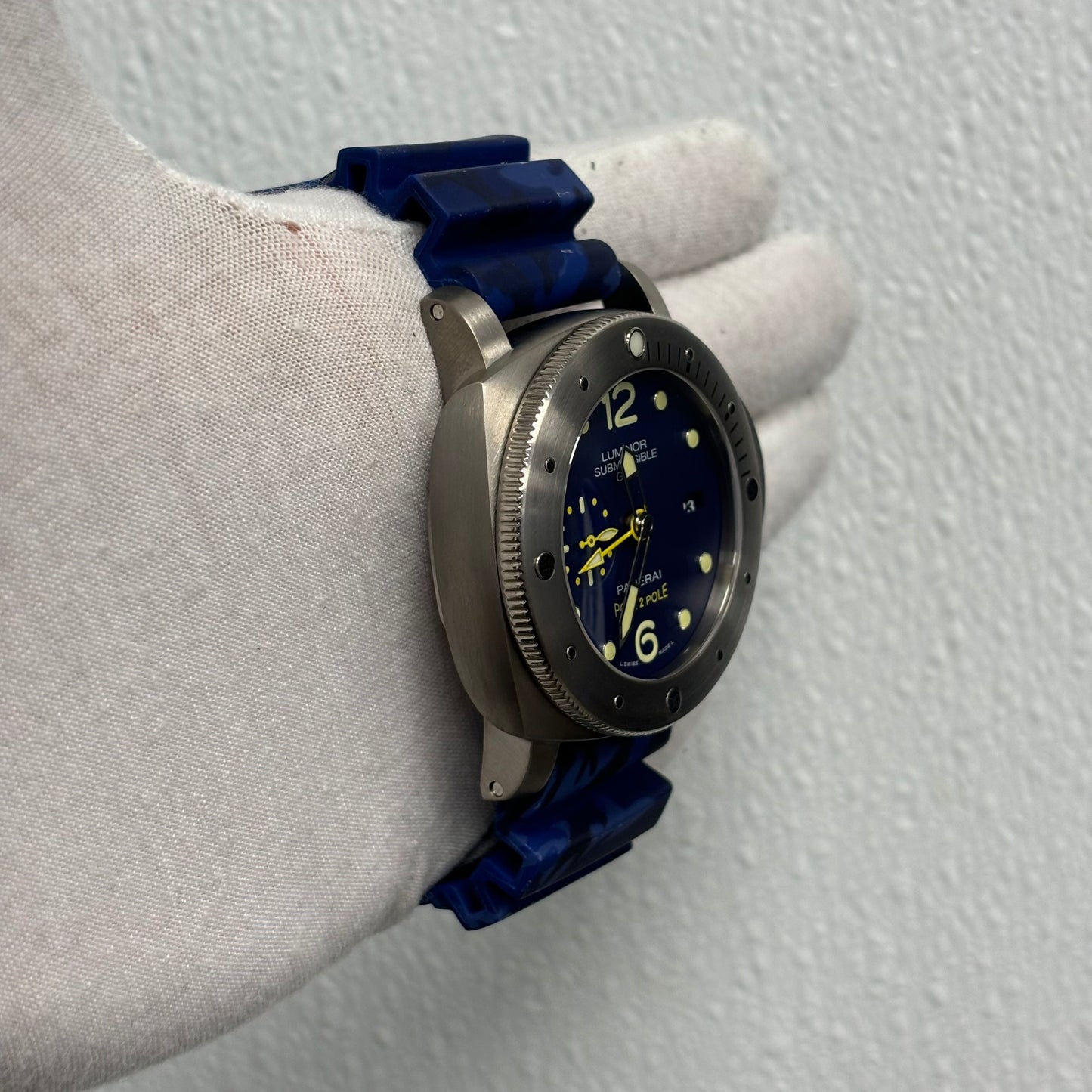 Panerai Luminor 47mm Blue Dial Watch Ref# PAM00719