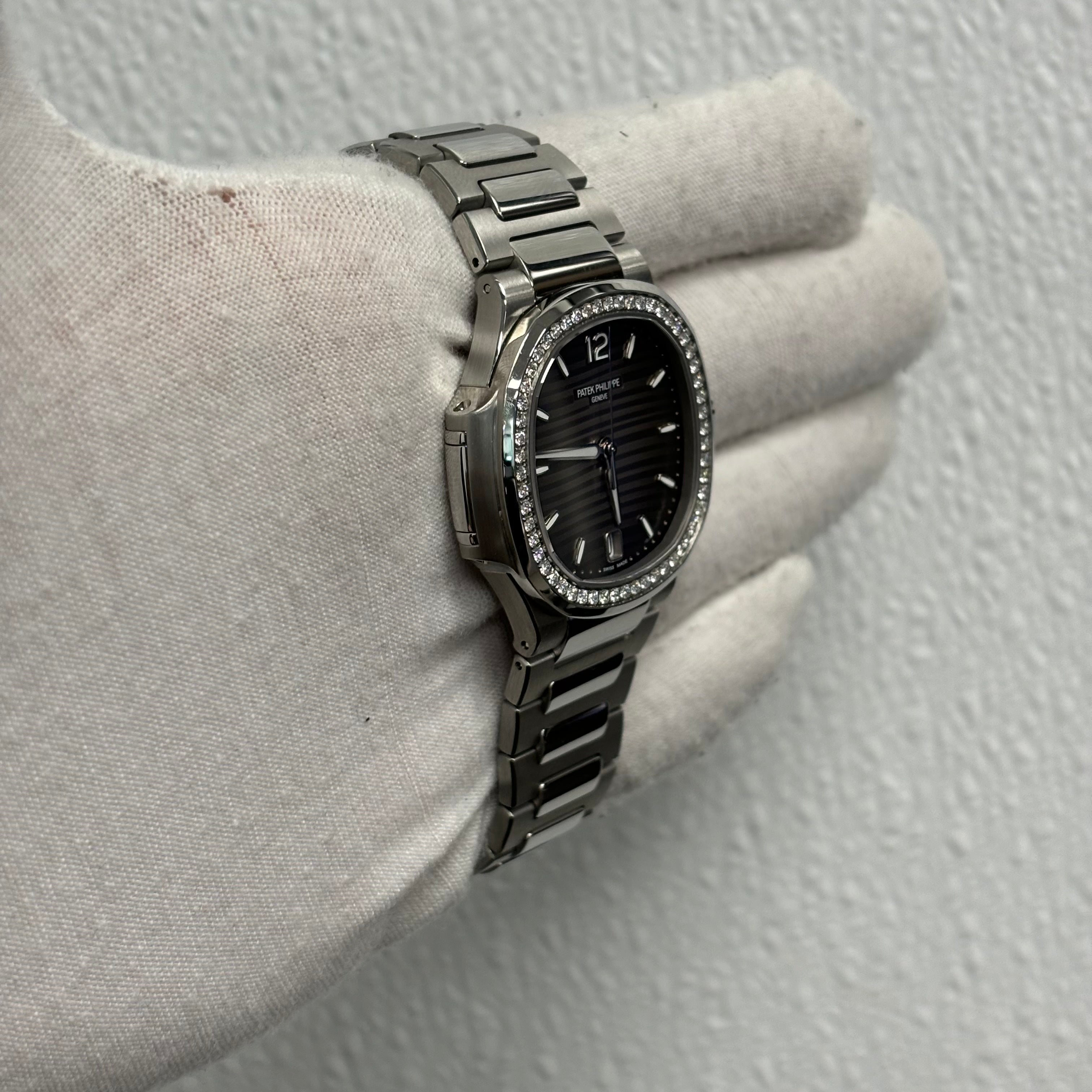 Patek Philippe Nautilus 35mm Grey Dial Watch Ref# 7118/1200A-001 - Happy Jewelers Fine Jewelry Lifetime Warranty