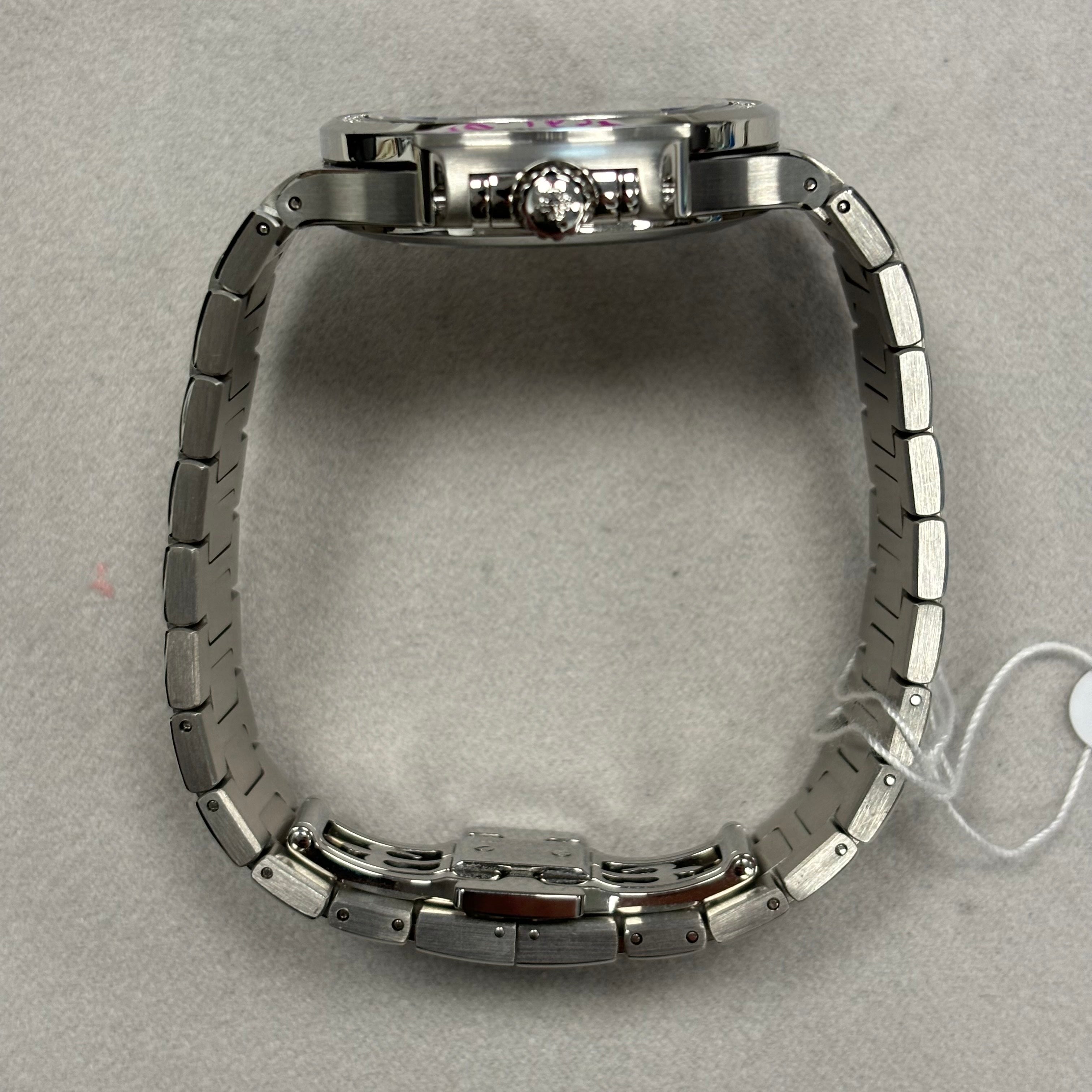 Patek Philippe Nautilus 35mm Grey Dial Watch Ref# 7118/1200A-001 - Happy Jewelers Fine Jewelry Lifetime Warranty