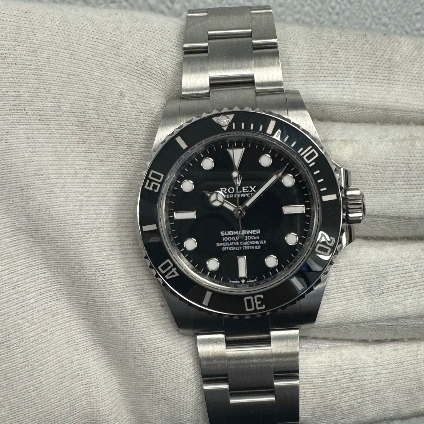 Rolex Submariner No-Date 41mm Black Dial Watch Ref# 124060