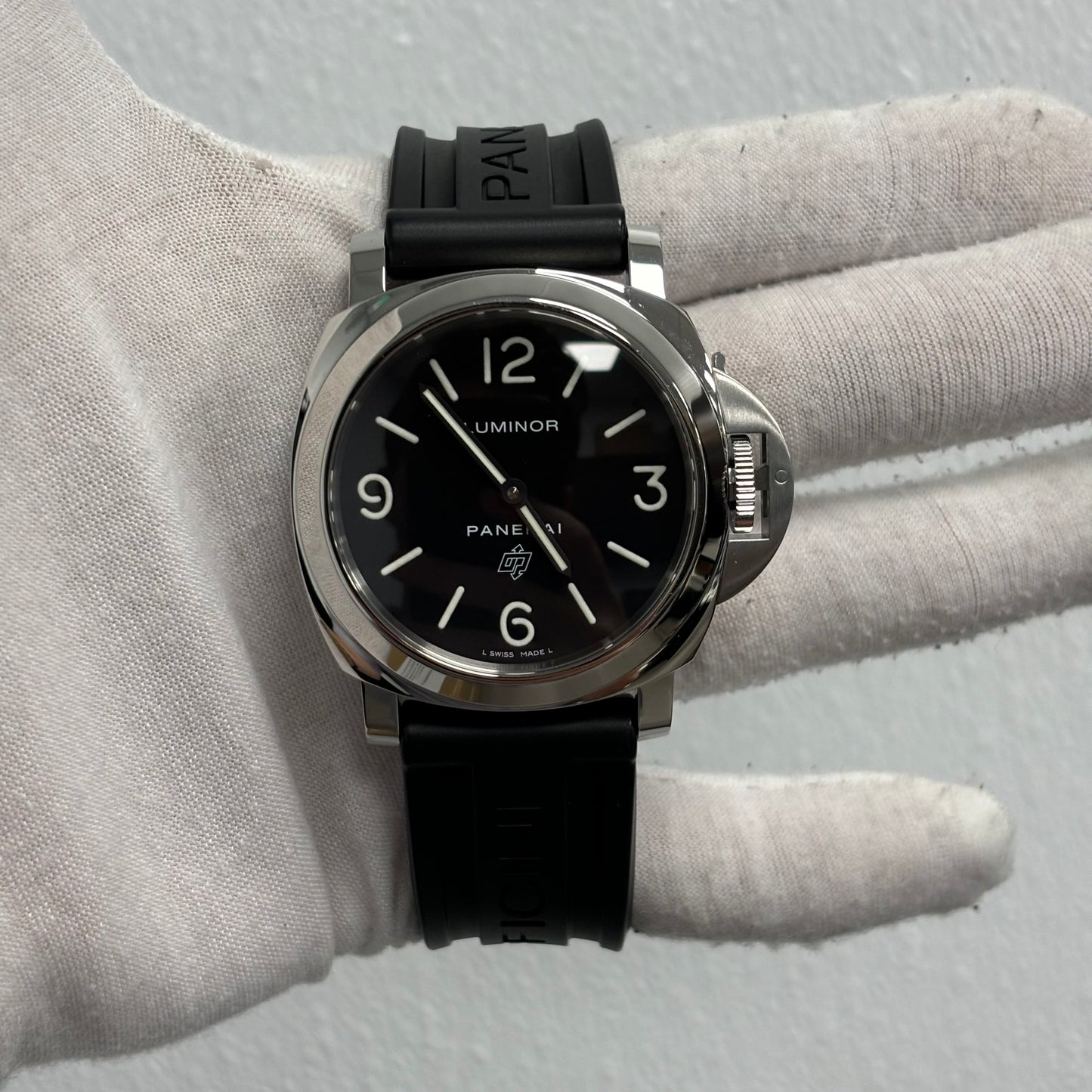 Panerai Luminor 44mm Black Dial Watch Ref# PAM00000