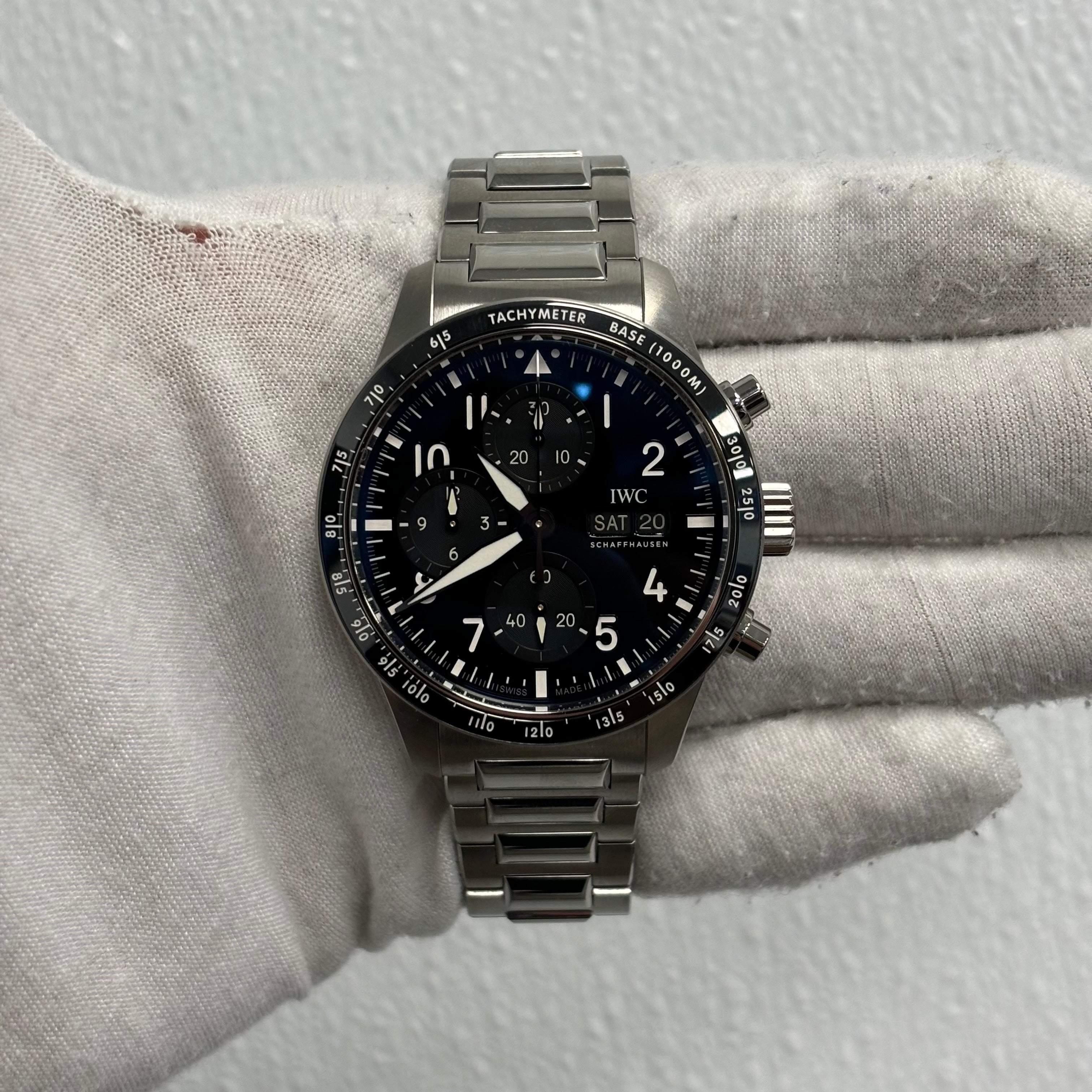 IWC Pilot 41mm Black Dial Watch Ref# IW388304 - Happy Jewelers Fine Jewelry Lifetime Warranty