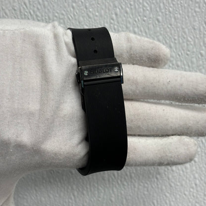 Hublot Classic Fusion 42mm Carbon Dial Watch Ref# 541.CM.1771.RX - Happy Jewelers Fine Jewelry Lifetime Warranty