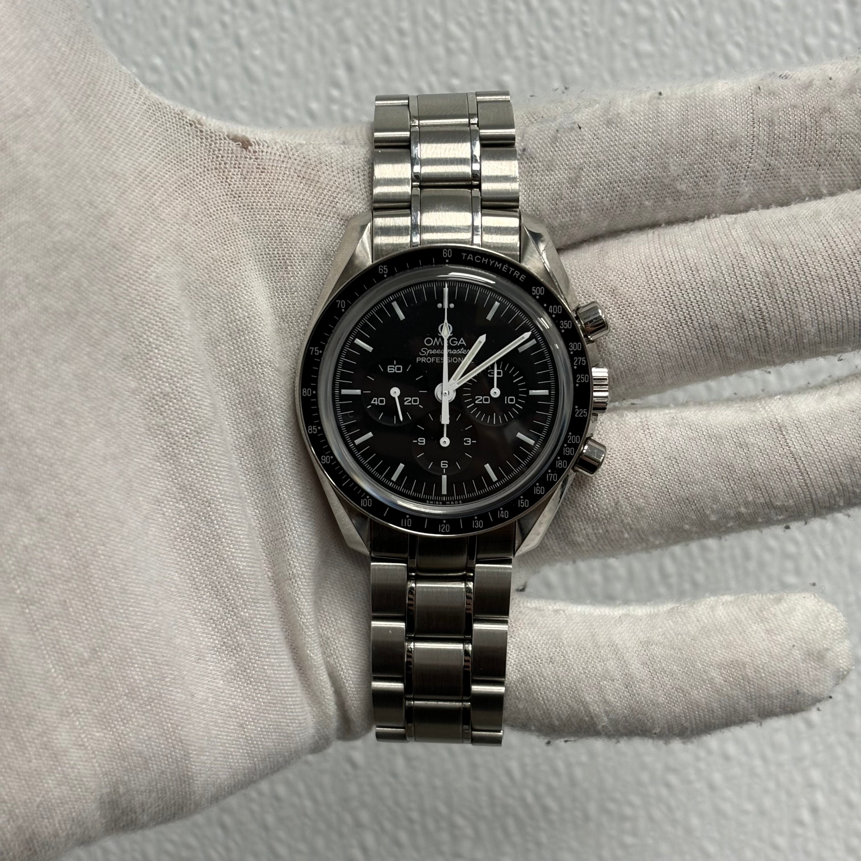 Omega Speedmaster 42mm Black Dial Ref# 145.0022 - Happy Jewelers Fine Jewelry Lifetime Warranty