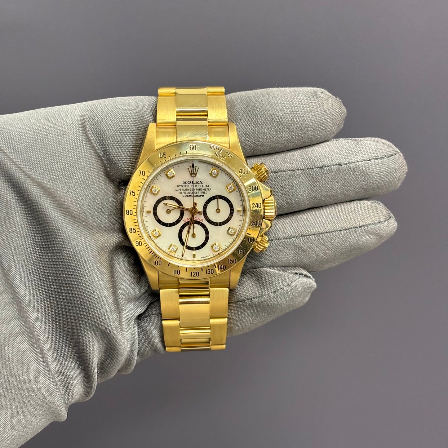 Rolex Daytona 40mm MOP Dial Watch Ref# 16528