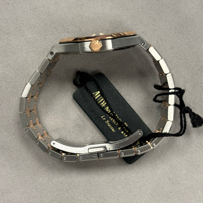 Audemars Piguet Royal Oak 33mm White Dial Ref# 67651SR.ZZ.1261SR.01 - Happy Jewelers Fine Jewelry Lifetime Warranty