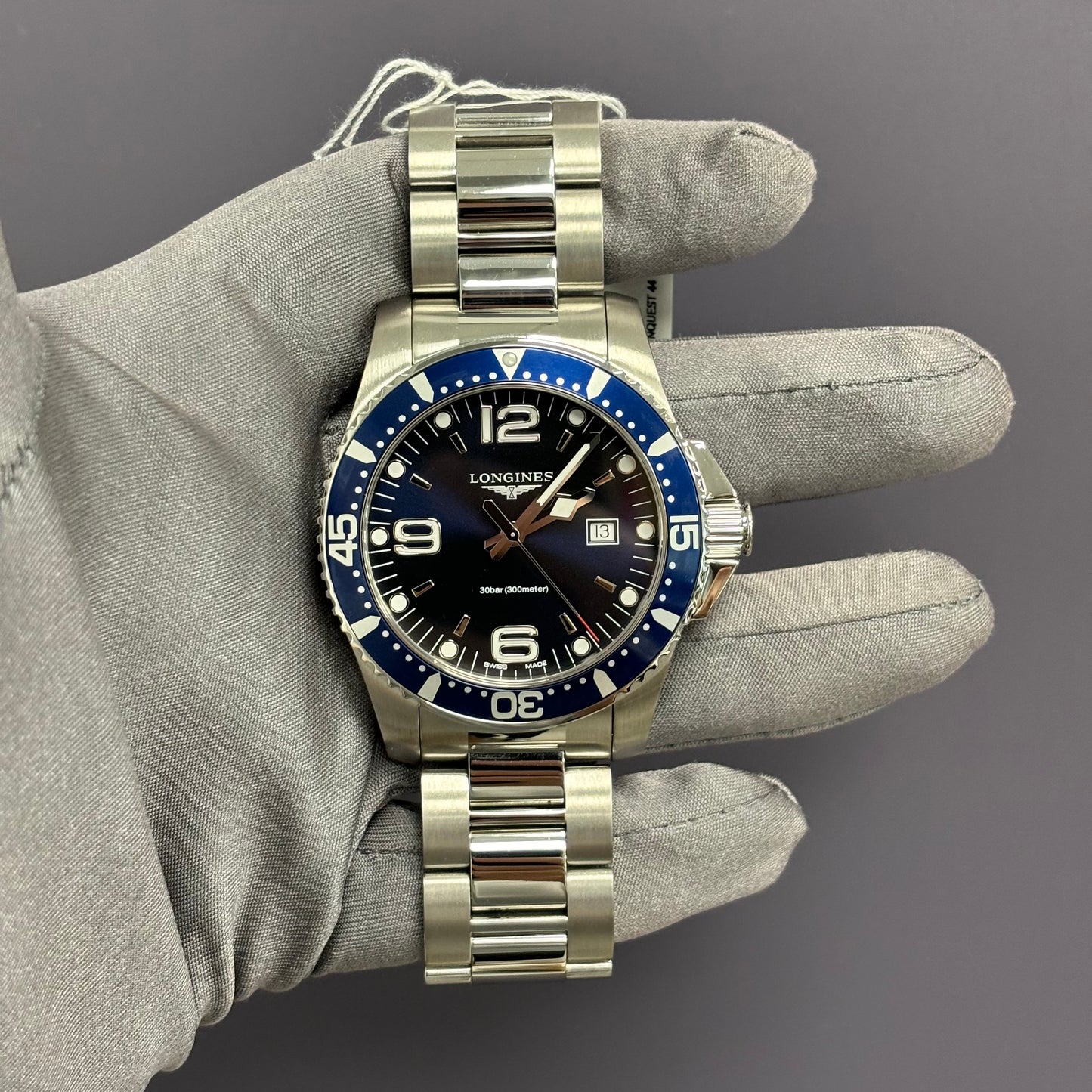 Hydroconquest 44mm best sale