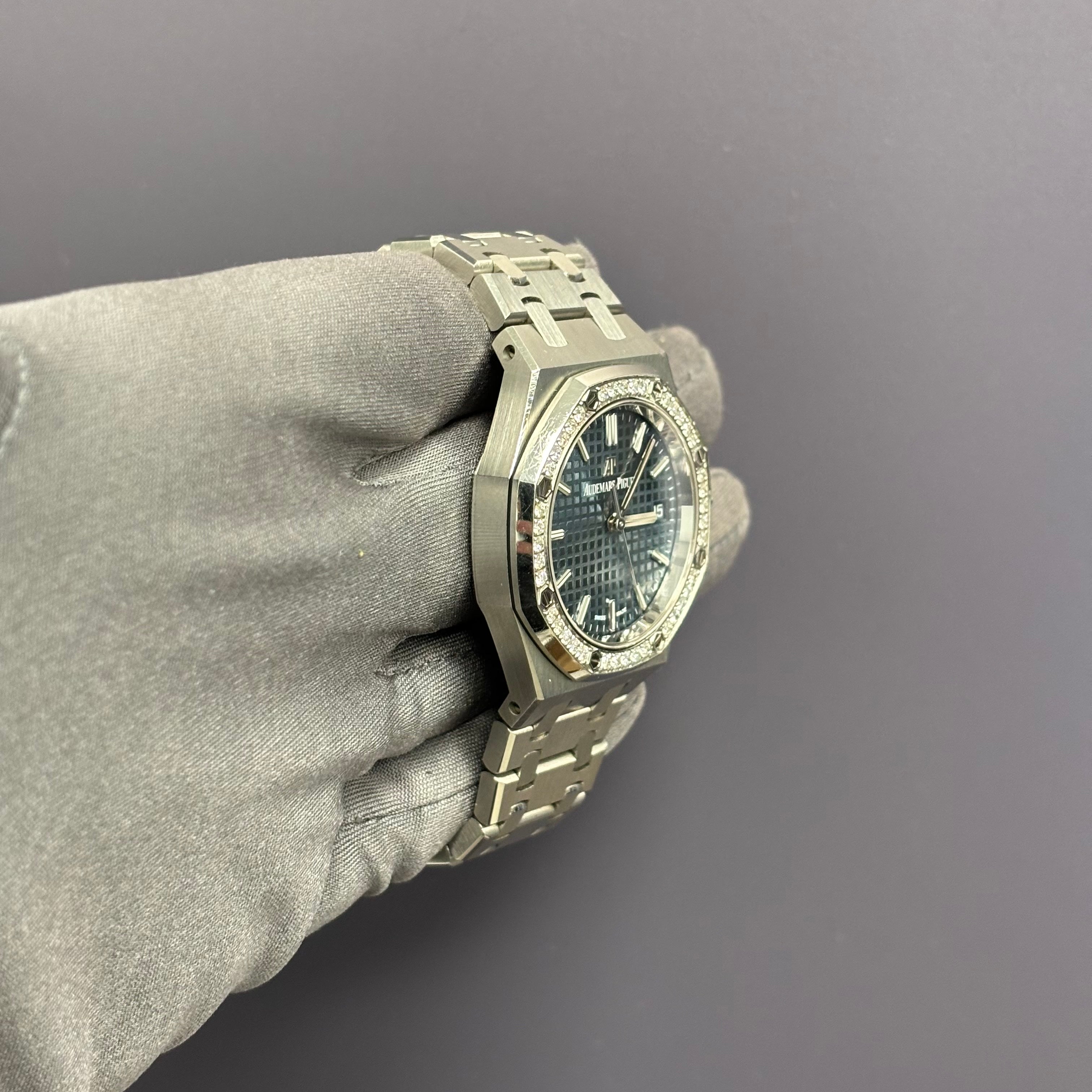 Audemars Piguet Royal Oak 34mm Blue Dial Watch Ref# 77351ST.ZZ.1261ST.01 - Happy Jewelers Fine Jewelry Lifetime Warranty