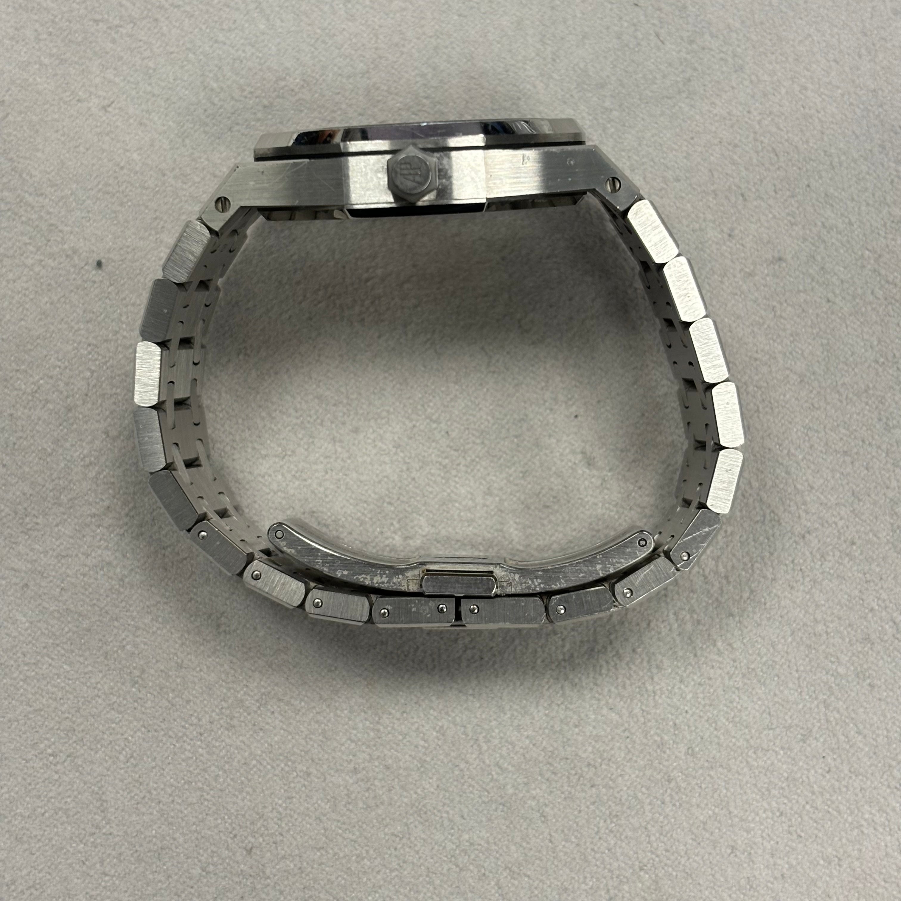 Audemars Piguet Royal Oak 34mm Blue Dial Watch Ref# 77351ST.ZZ.1261ST.01 - Happy Jewelers Fine Jewelry Lifetime Warranty