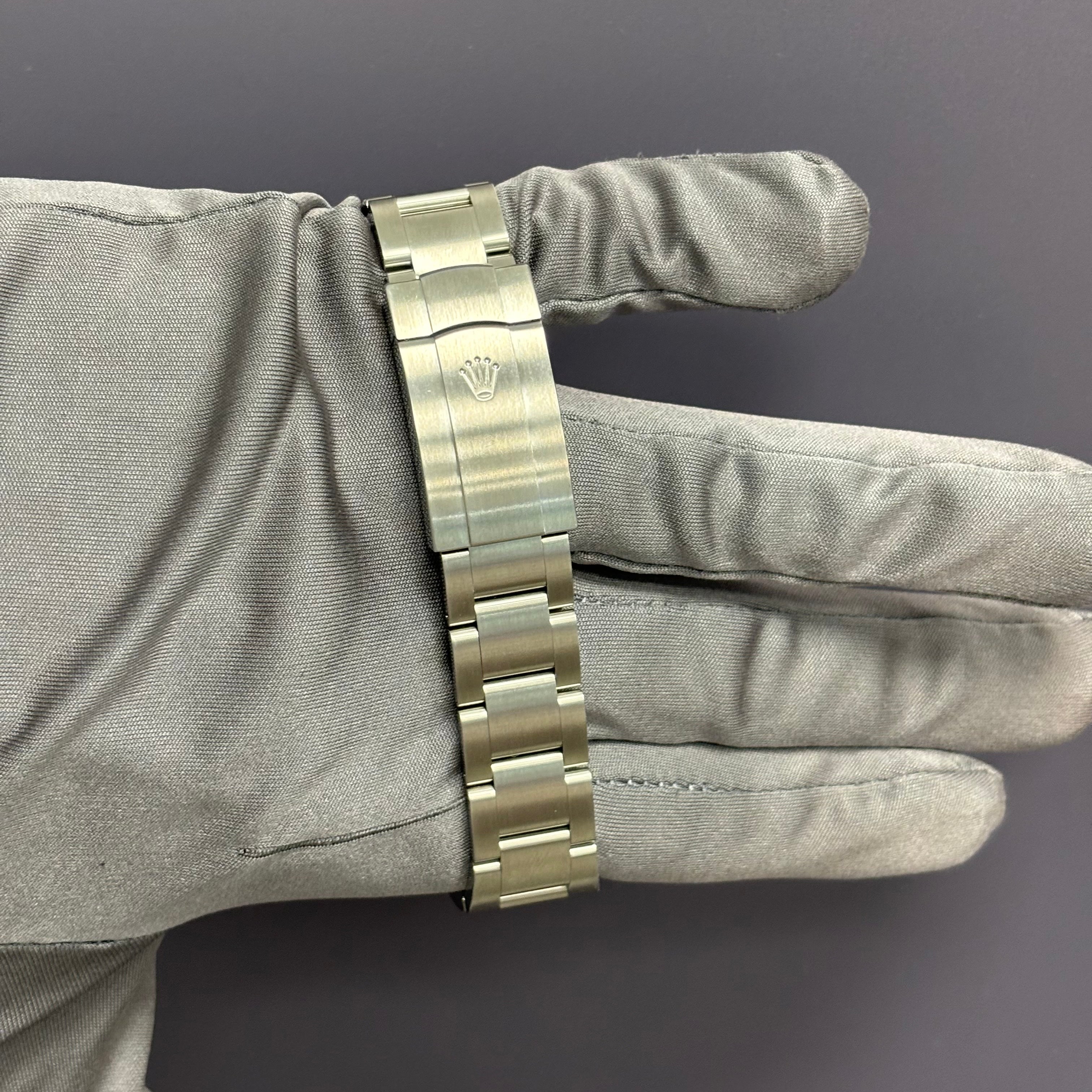 Rolex OP 41mm Green Dial Watch Ref# 124300 - Happy Jewelers Fine Jewelry Lifetime Warranty