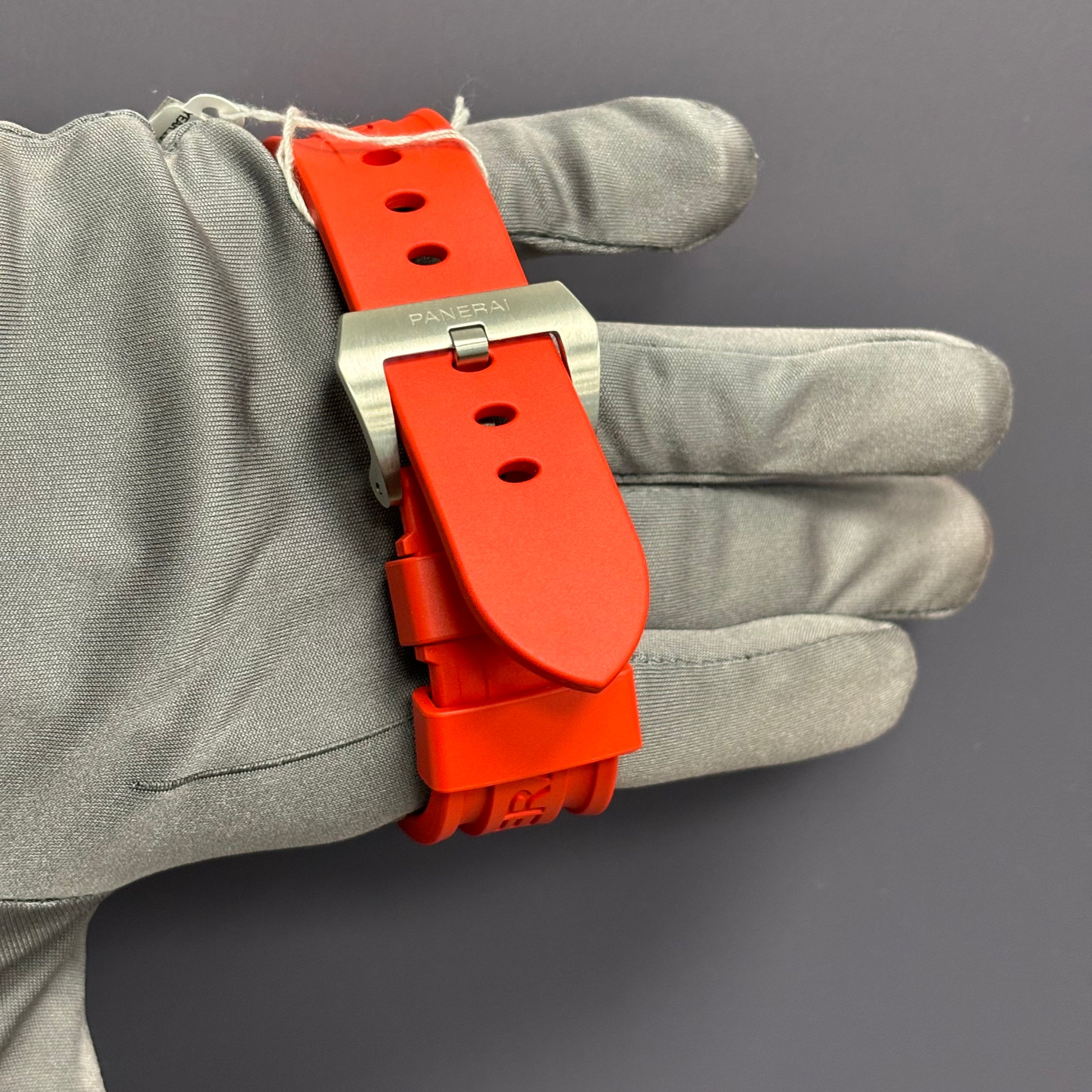 Panerai Luminor 44mm Black Dial Watch Ref# PAM01086 - Happy Jewelers Fine Jewelry Lifetime Warranty