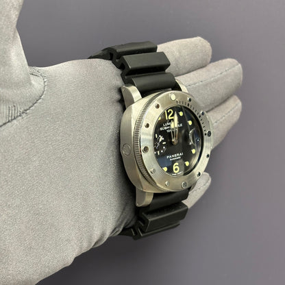 Panerai Luminor 44mm Black Dial Watch Ref# PAM01109 - Happy Jewelers Fine Jewelry Lifetime Warranty