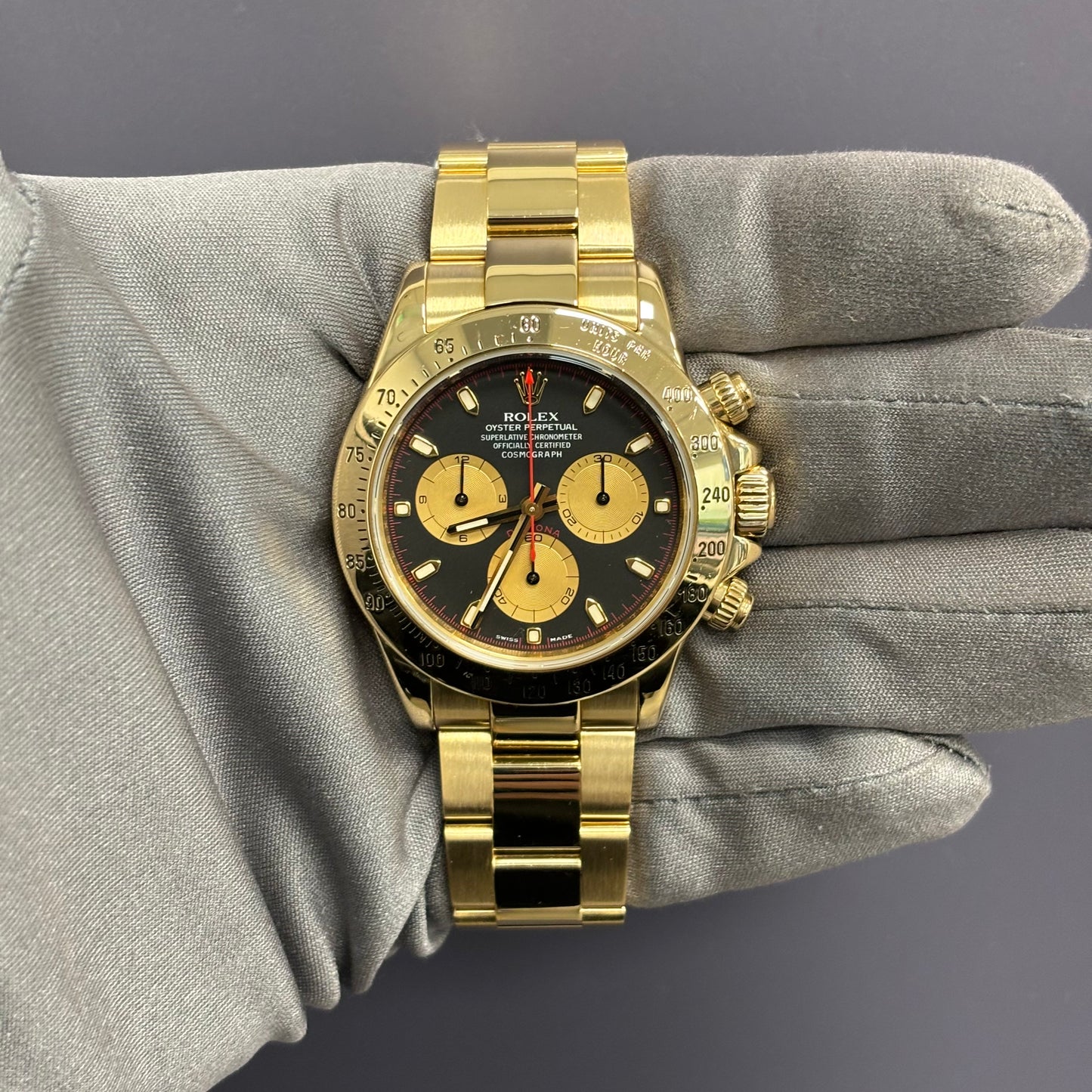 Rolex daytona 40mm Black Dial Watch Ref# 116528