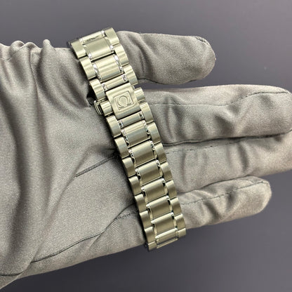 Omega Speedmaster 39mm Silver Dial Watch Ref# 3513.30.00 - Happy Jewelers Fine Jewelry Lifetime Warranty