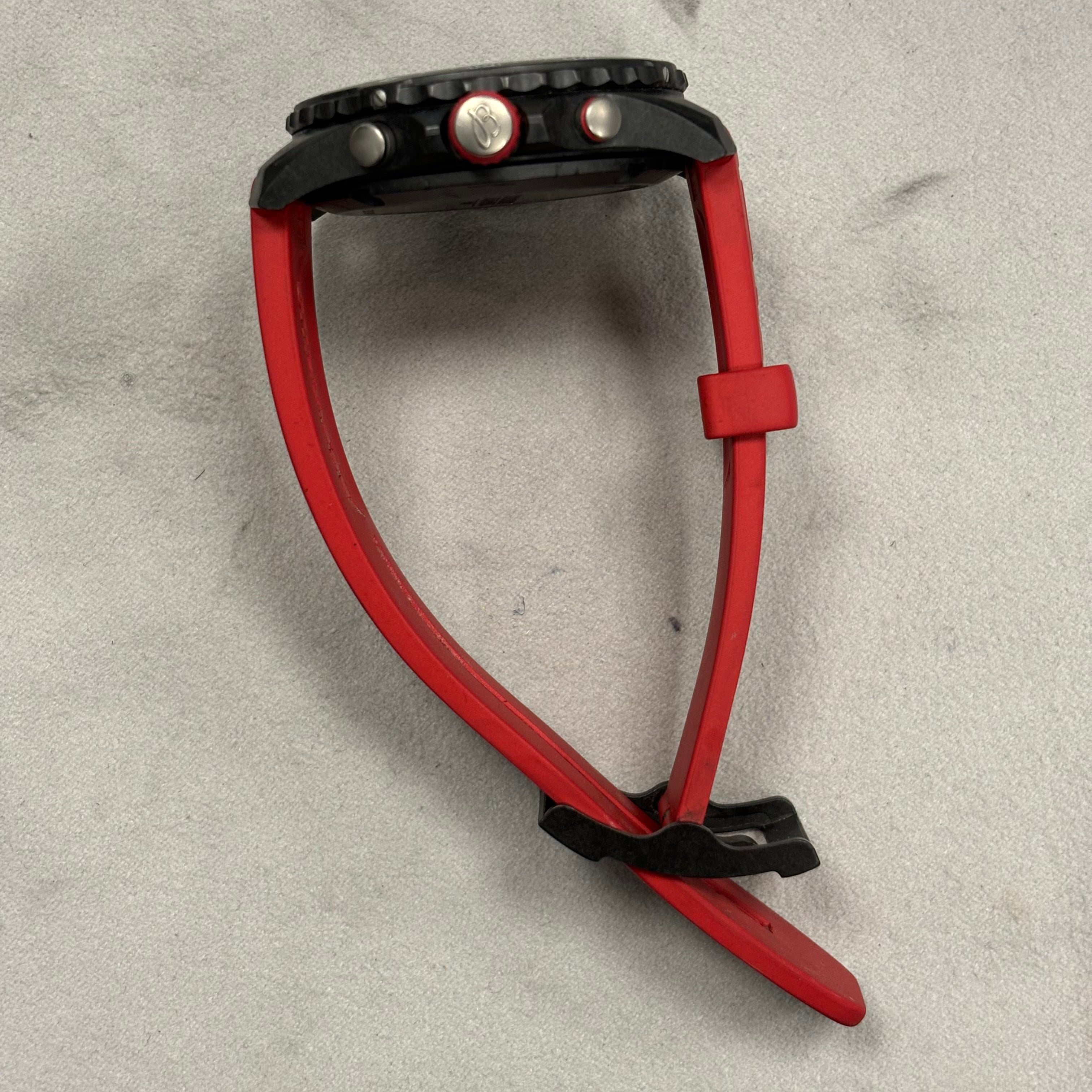 Breitling Endurance 44mm Black Dial Watch Ref# X82310 - Happy Jewelers Fine Jewelry Lifetime Warranty