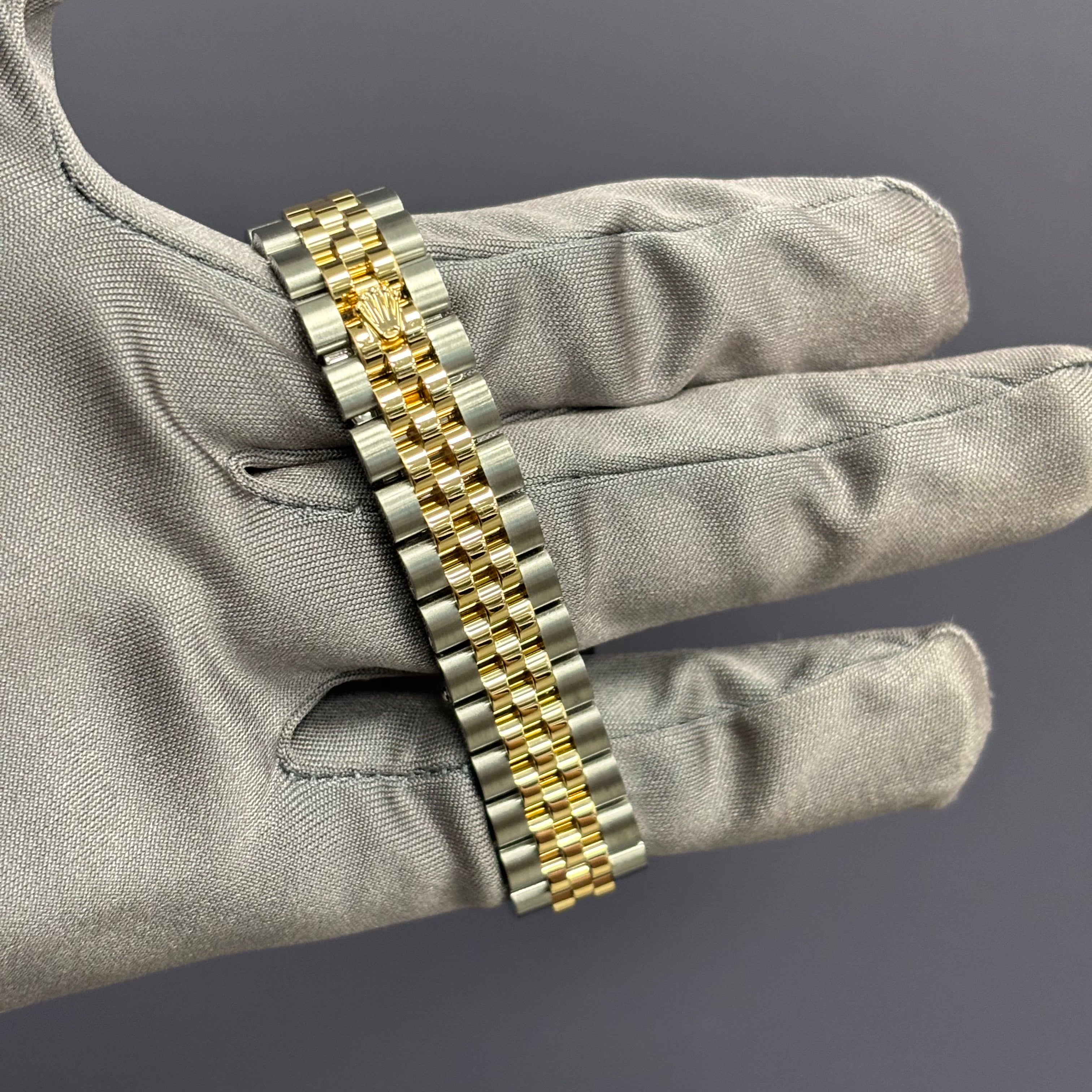 Rolex Datejust 28mm Champagne Dial Watch Ref# 279173 - Happy Jewelers Fine Jewelry Lifetime Warranty