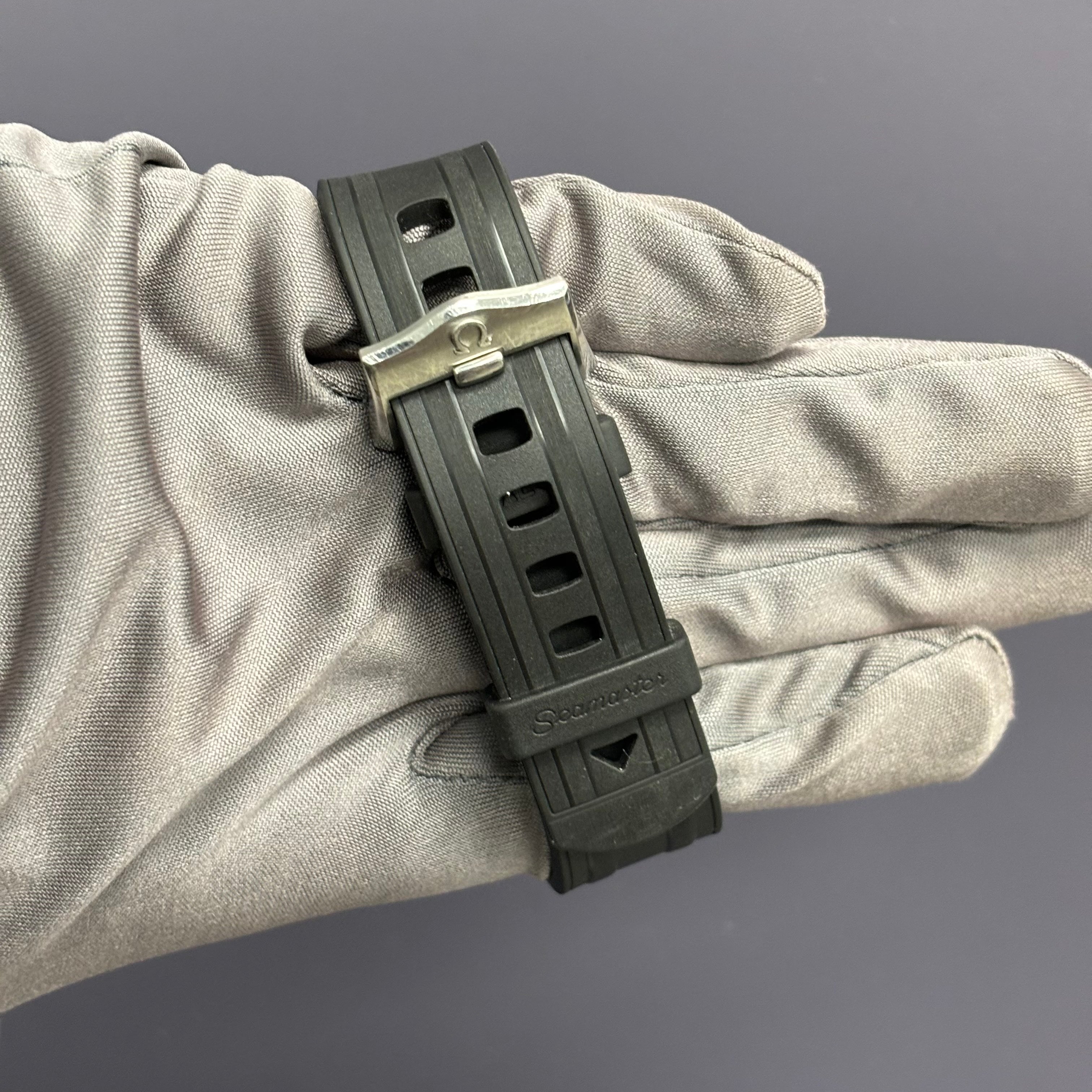 Omega Seamaster 42mm Black Dial Ref# 210.22.42.20.01.001 - Happy Jewelers Fine Jewelry Lifetime Warranty