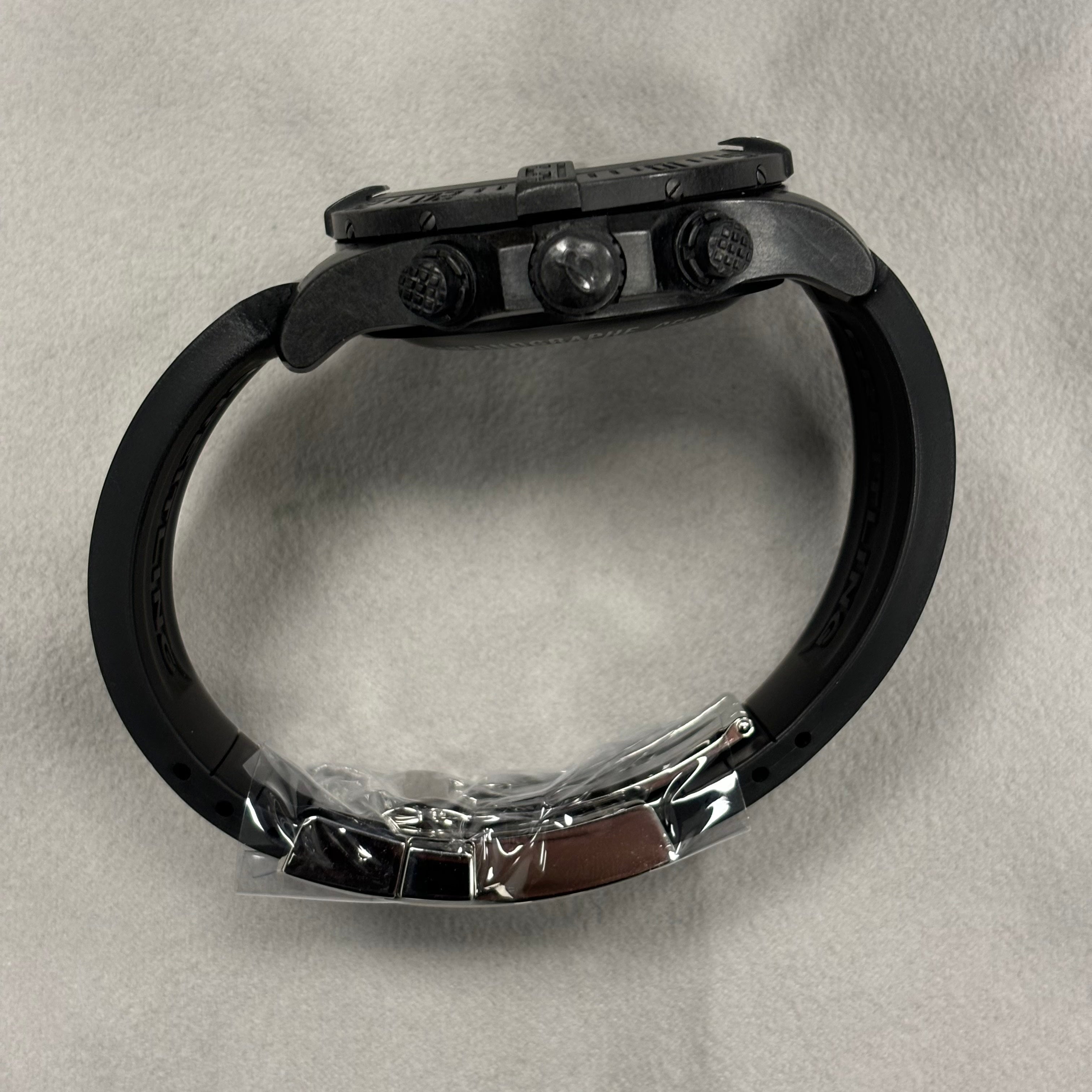 Breitling Avenger 45mm Black Dial Watch Ref# XB0180 - Happy Jewelers Fine Jewelry Lifetime Warranty