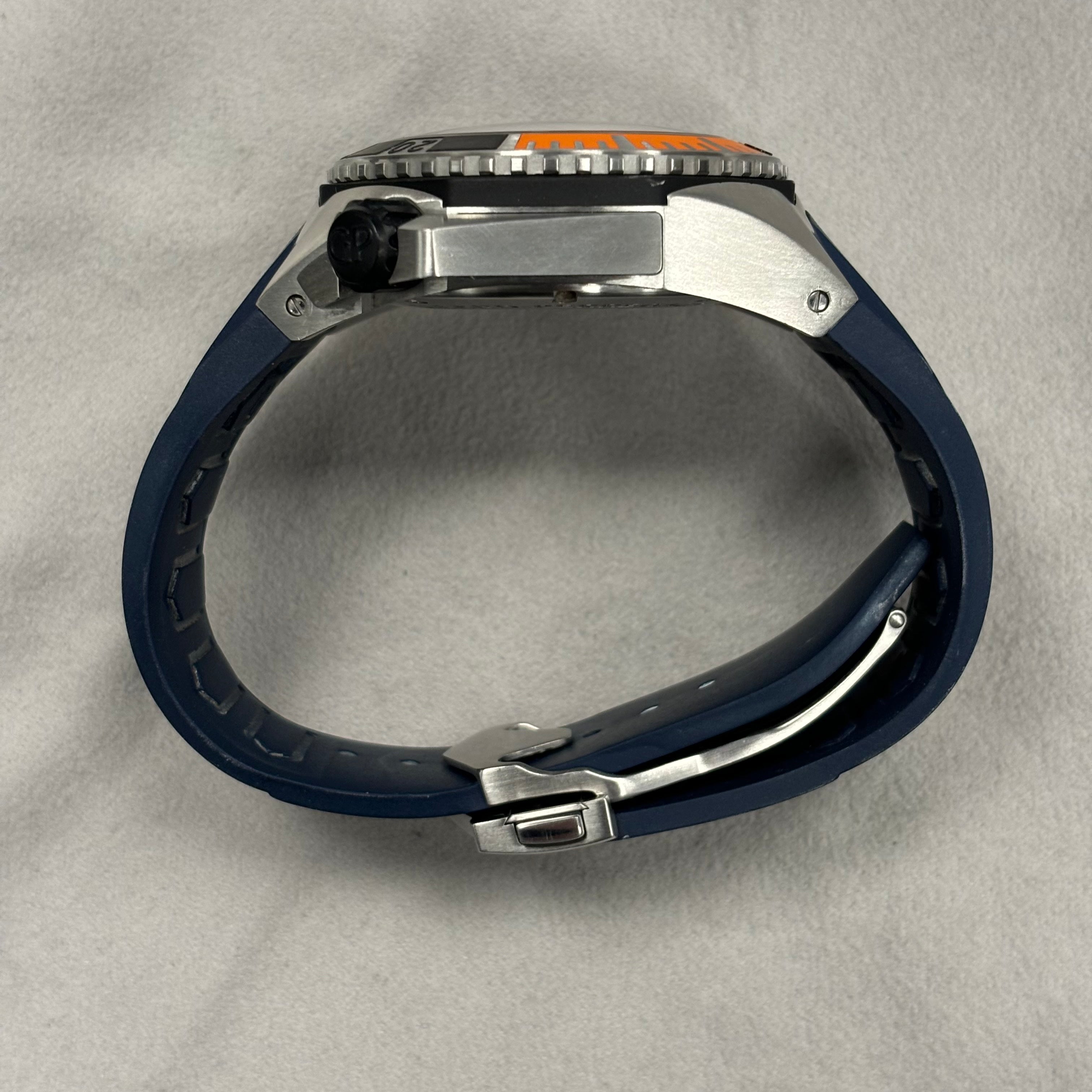 Girard Perregaux Sea Hawk 44mm Blue Dial Watch Ref# 49960-19-431-FKA4 - Happy Jewelers Fine Jewelry Lifetime Warranty