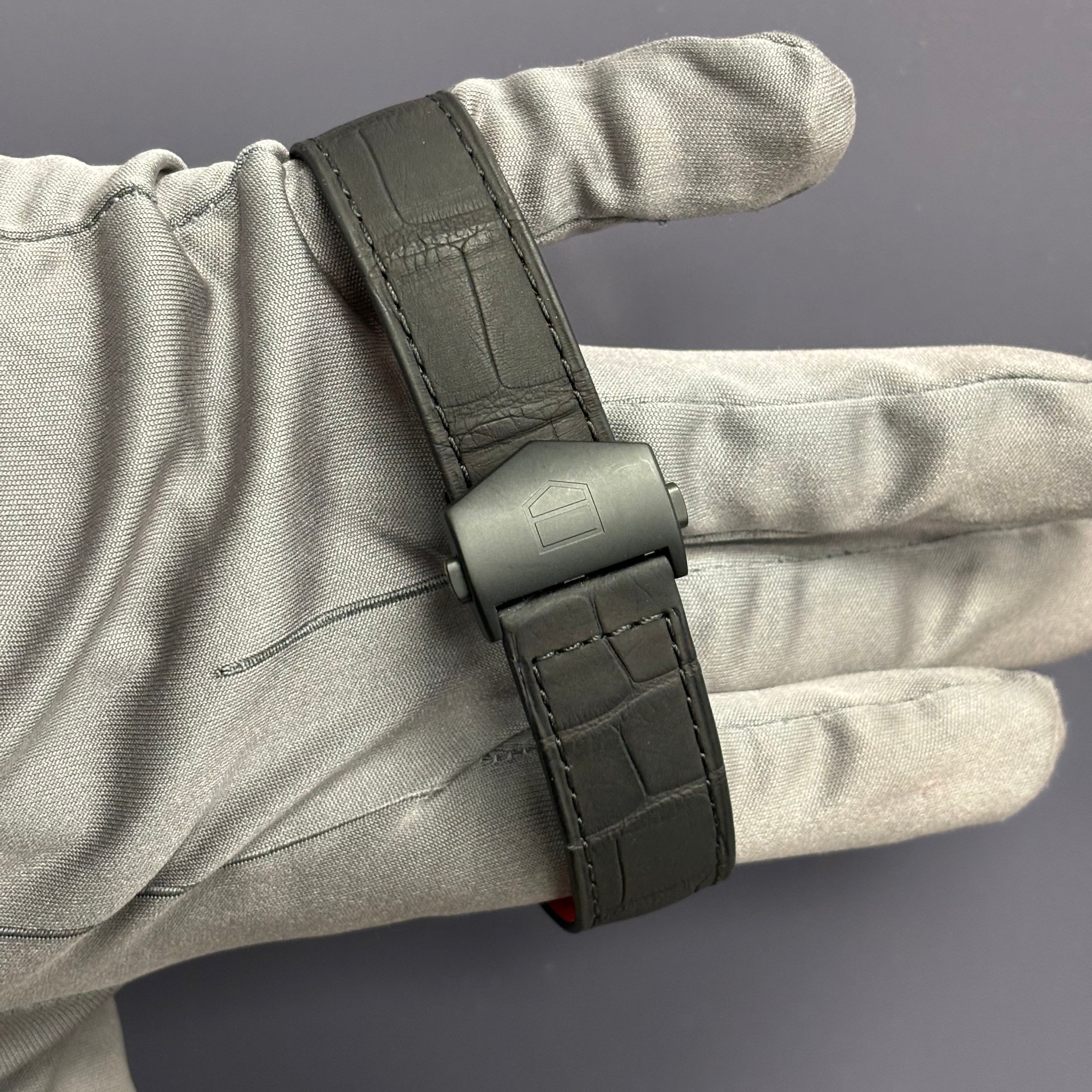 Tag Heuer Carrera 45mm Grey Dial Watch Ref# CAR2C11-01 - Happy Jewelers Fine Jewelry Lifetime Warranty