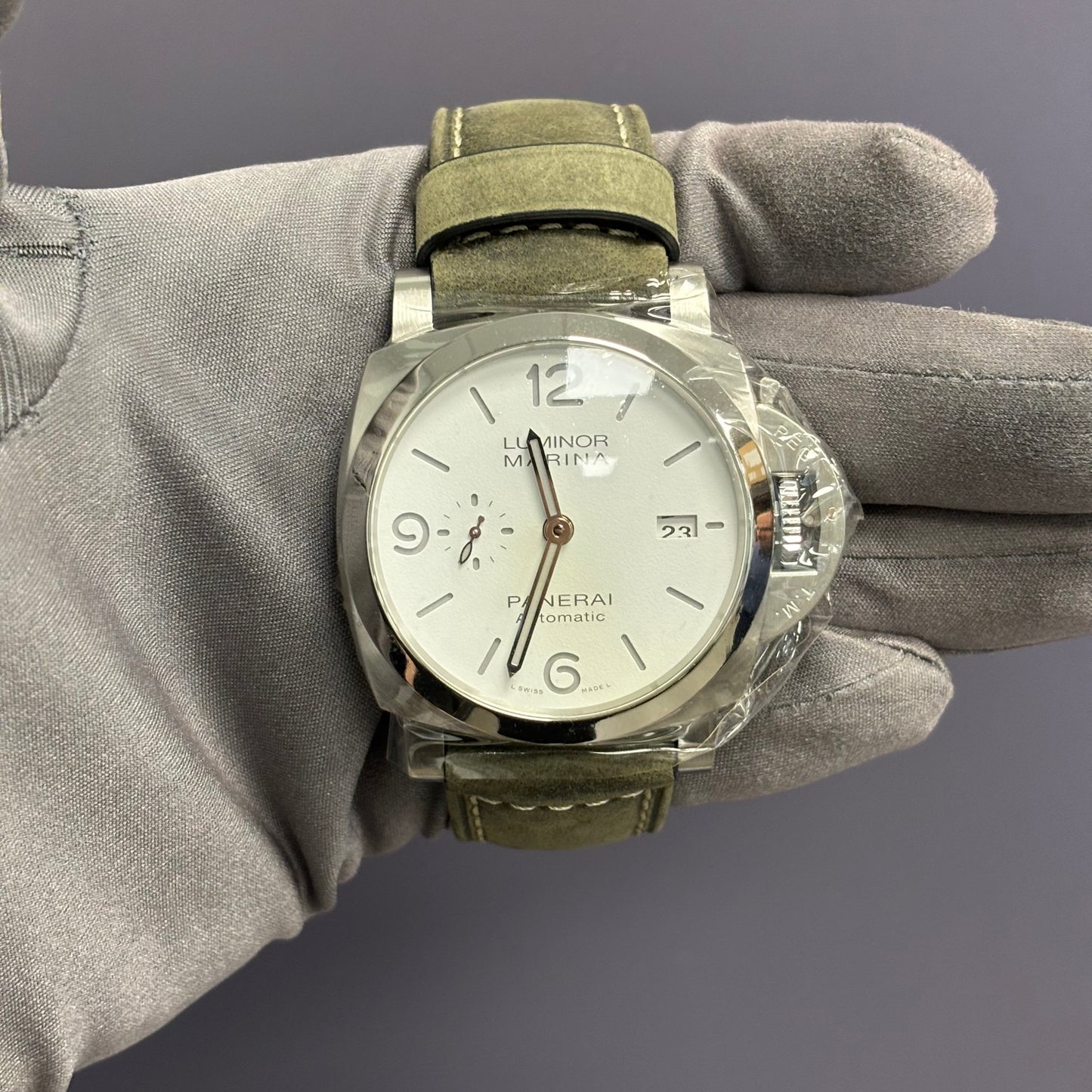 Panerai Luminor 44mm White Dial Watch Ref# PAM01314