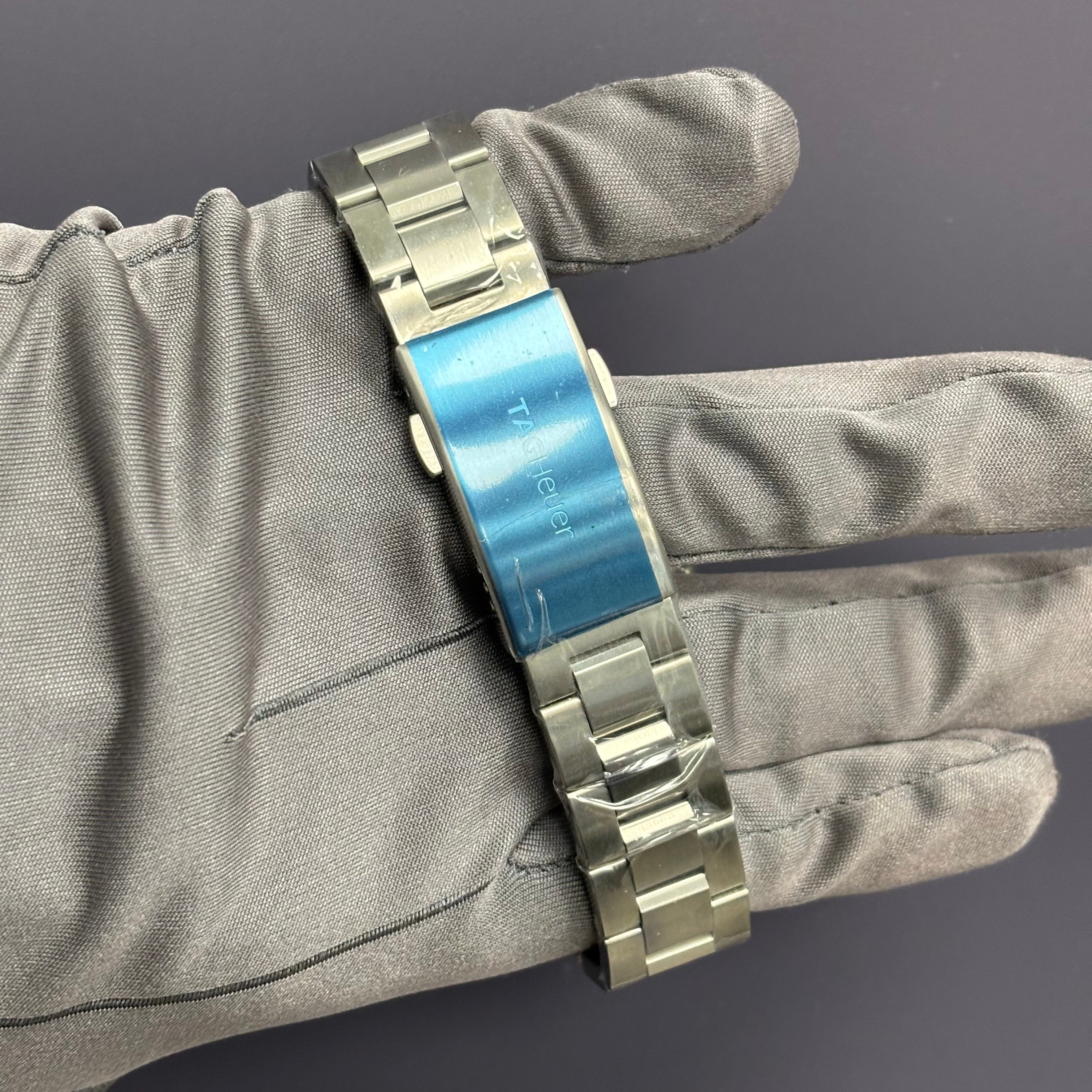 Tag Heuer Aquaracer 40mm White Dial Watch Ref# WAP111Y - Happy Jewelers Fine Jewelry Lifetime Warranty