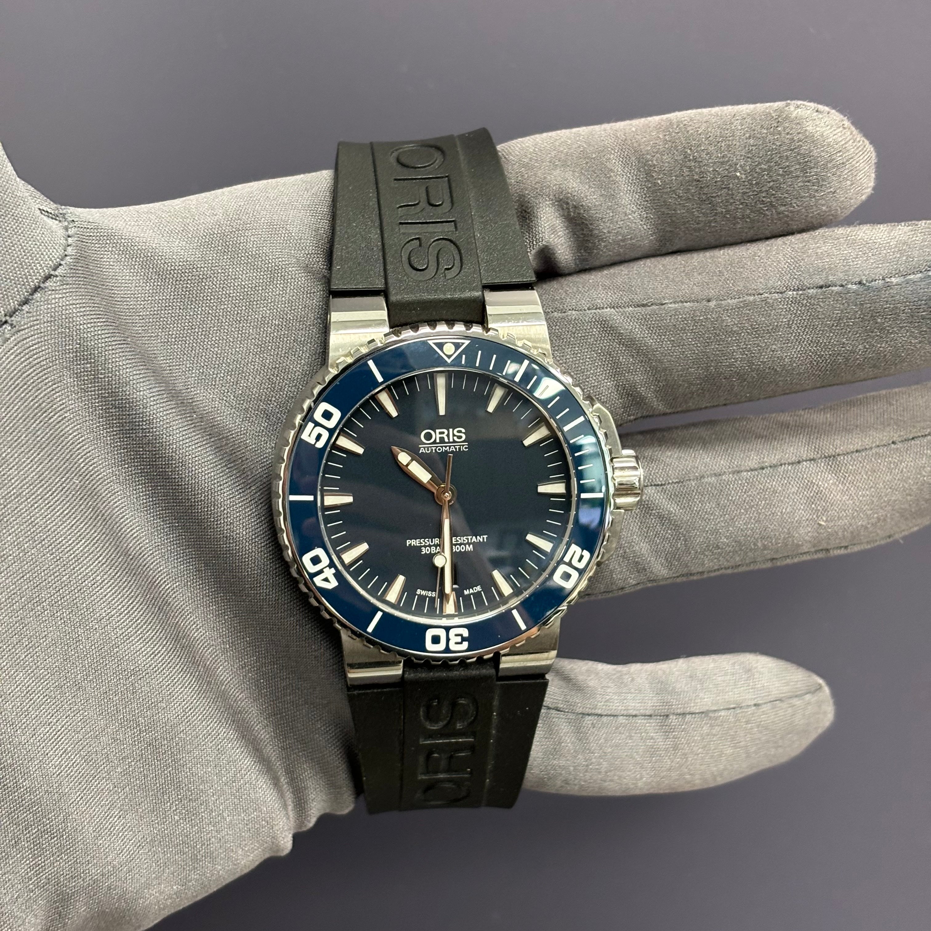 Oris Aquis 44.5mm Blue Dial Watch Ref# 7653-05 - Happy Jewelers Fine Jewelry Lifetime Warranty