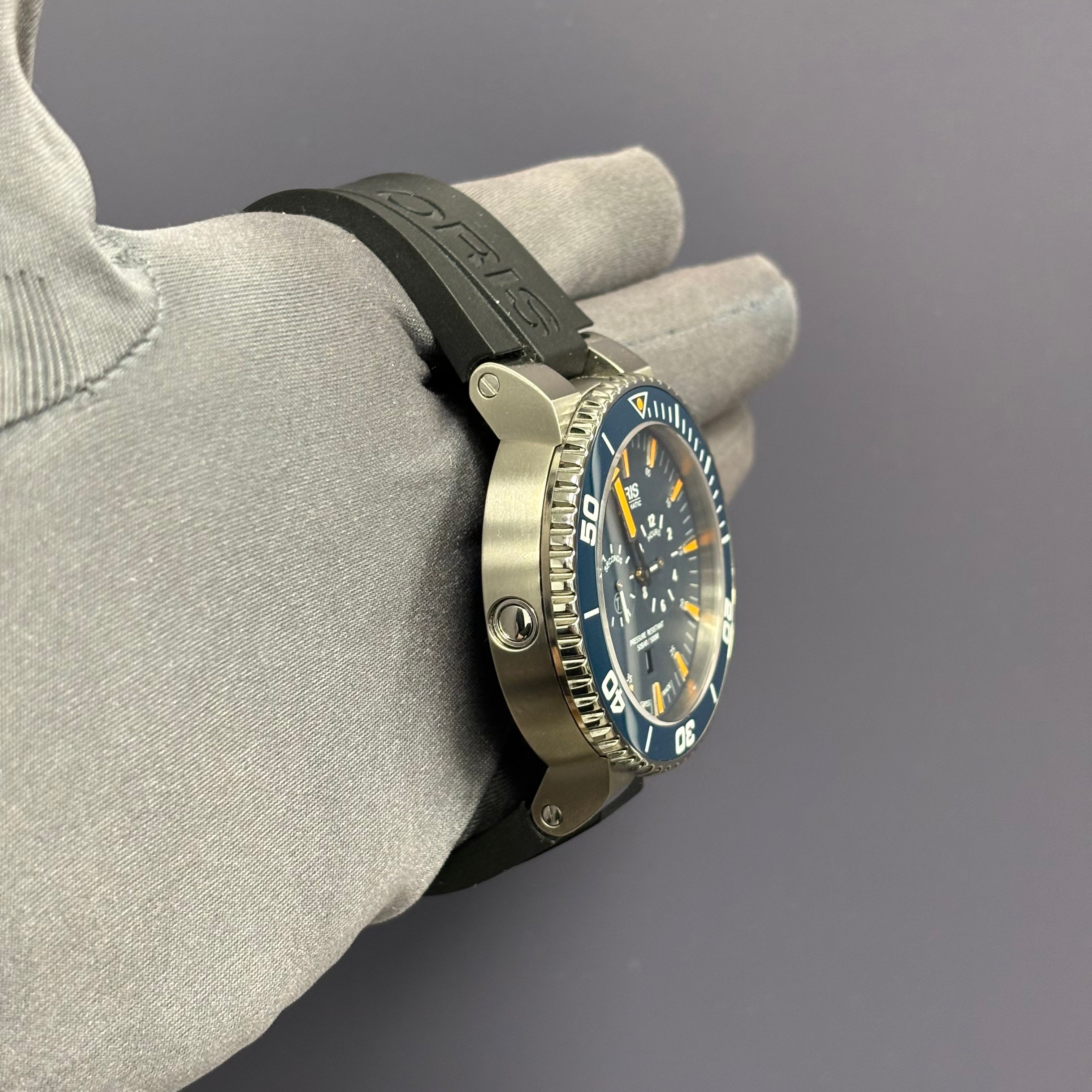 Oris Aquis 46mm Blue Dial Watch Ref# 01.749.7663.7185 - Happy Jewelers Fine Jewelry Lifetime Warranty