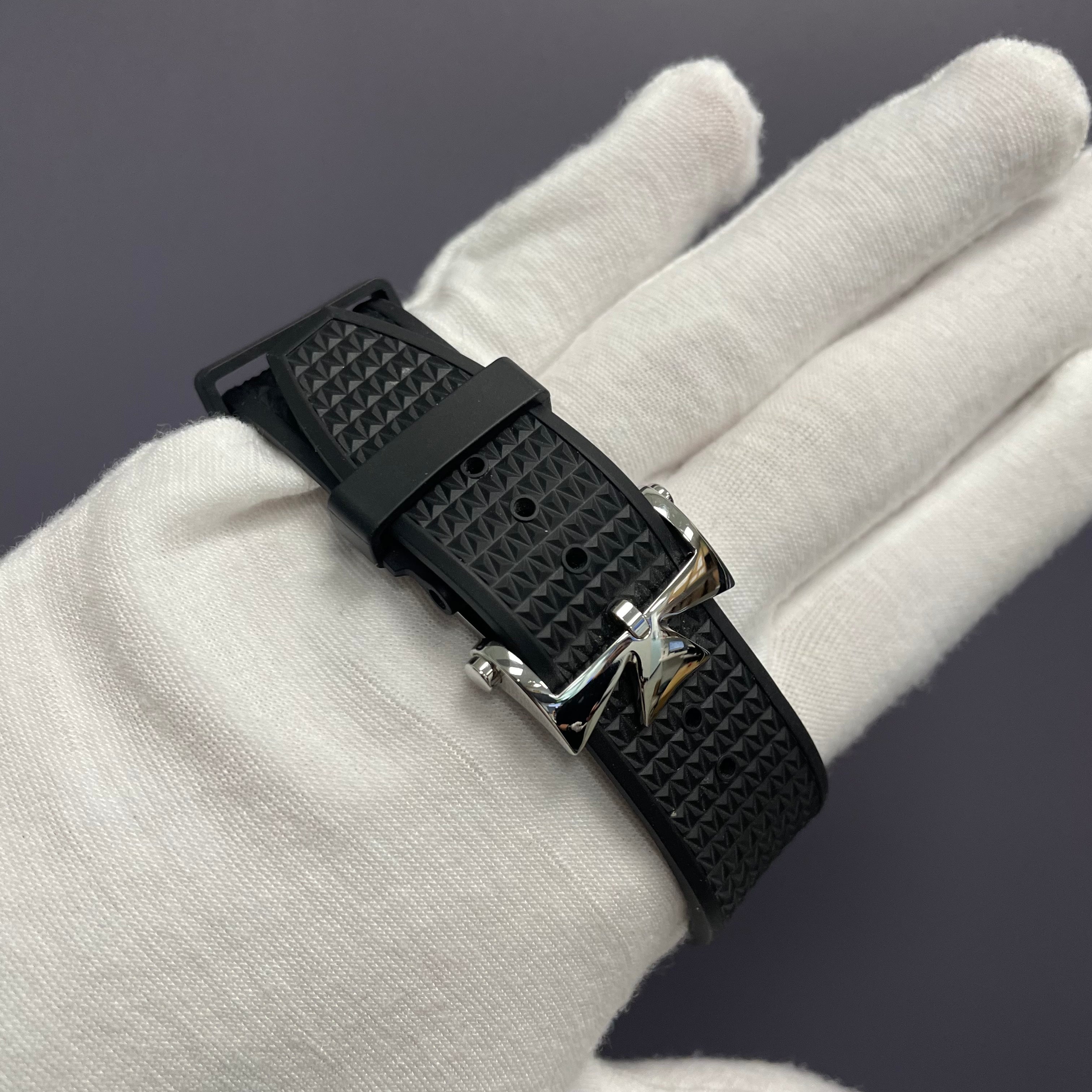 Vacheron Constantin Overseas 42.5mm Black Dial Watch Ref# 5500V/110A-B481 - Happy Jewelers Fine Jewelry Lifetime Warranty