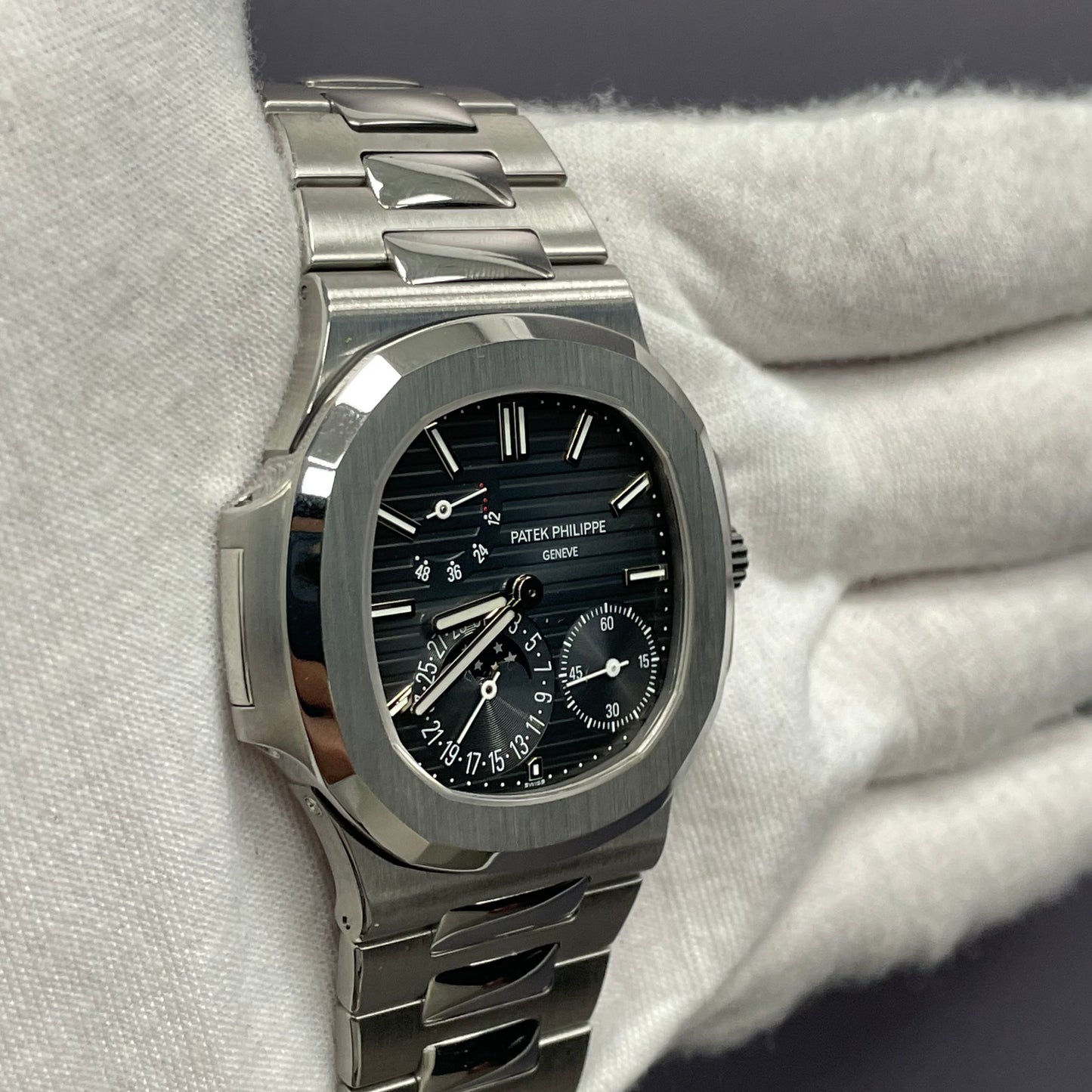 Patek Philippe Nautilus 40.5mm Blue Dial Watch Ref# 5712/1A-001