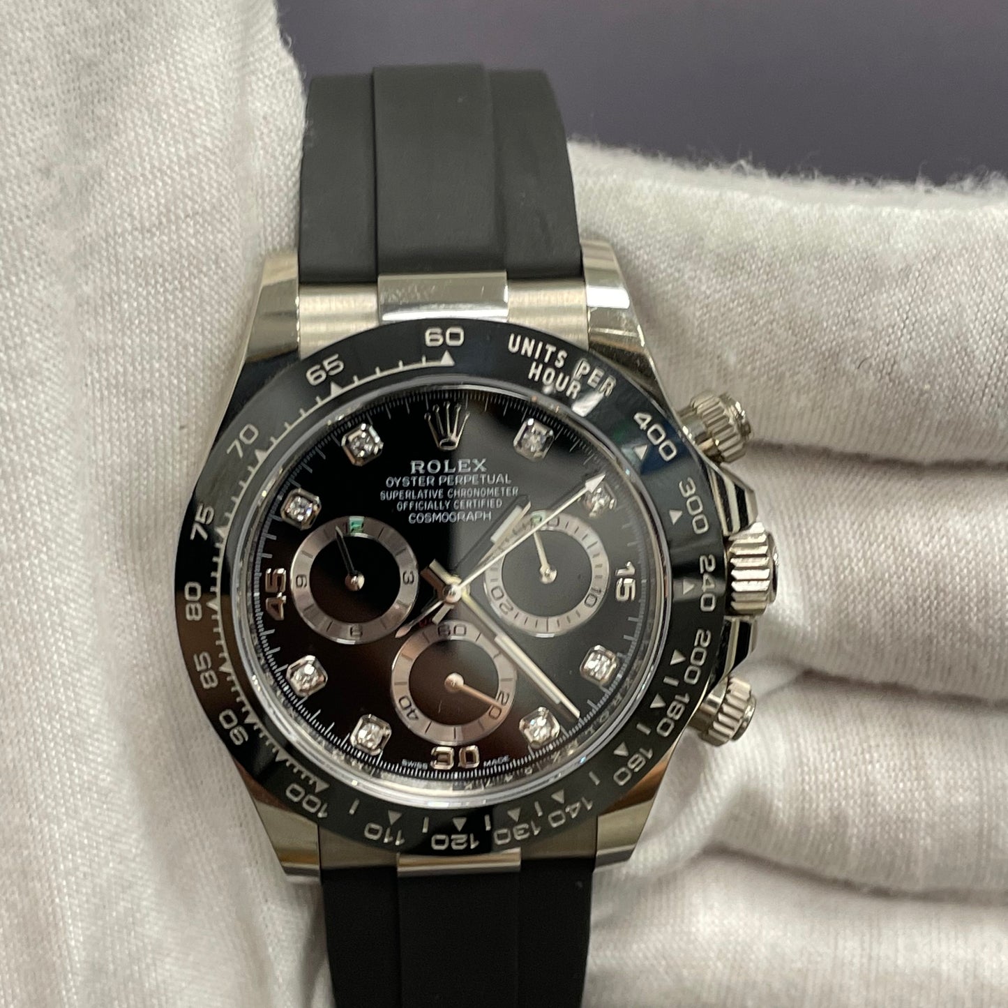 Rolex Daytona 40mm Black Dial Watch Ref# 116519LN