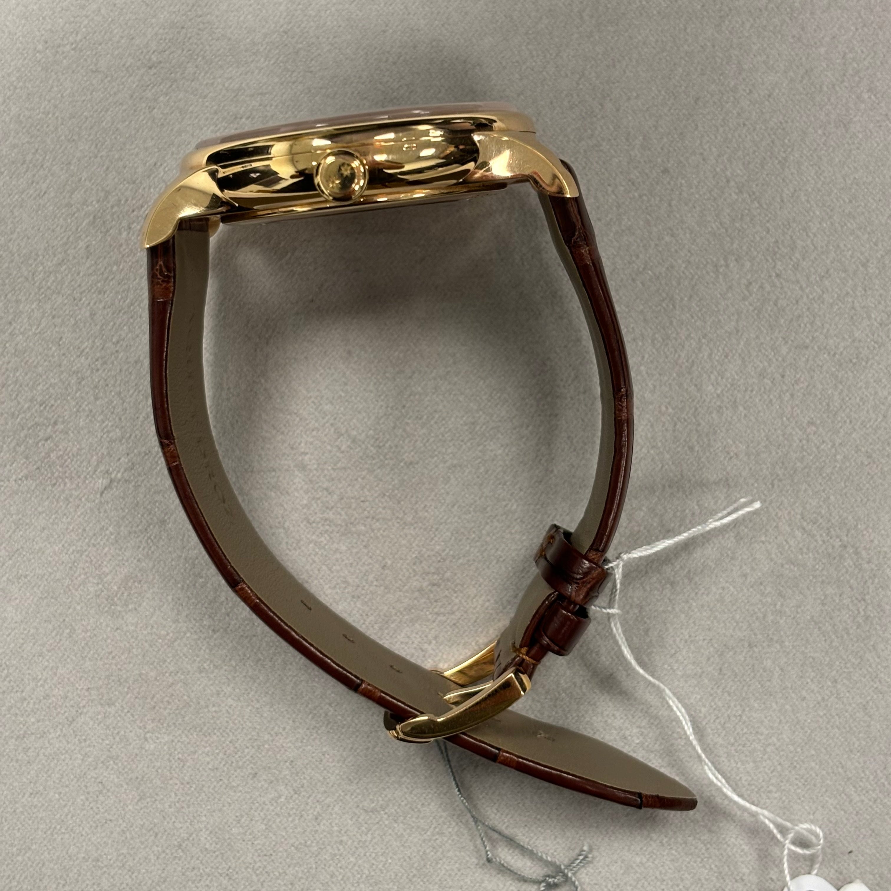 Jaquet Droz Atelier Petite Heure American Eagle 43mm White Dial Ref# J005033212 - Happy Jewelers Fine Jewelry Lifetime Warranty