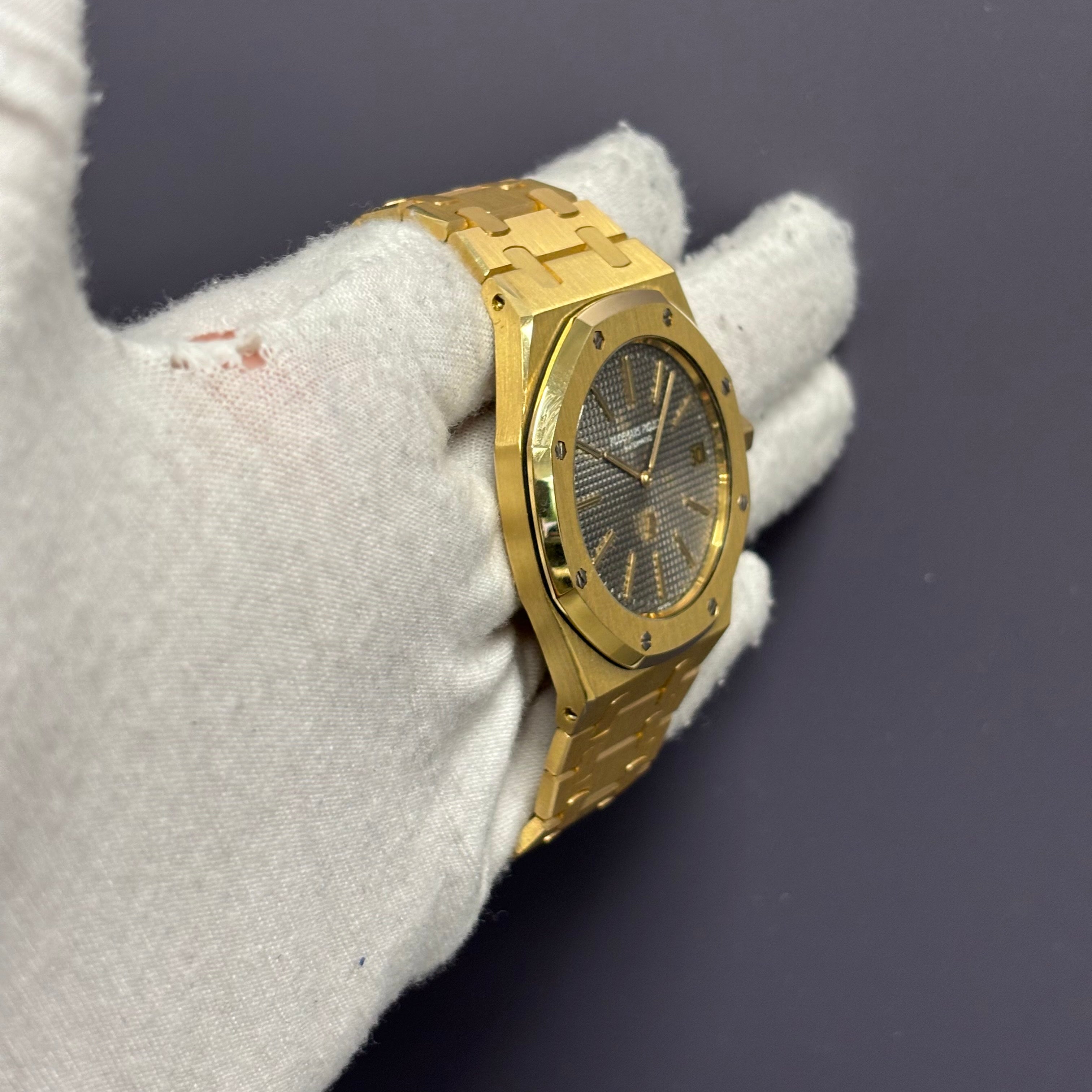 Audemars Piguet Royal Oak 39mm Grey Dial Watch Ref# 5402BA - Happy Jewelers Fine Jewelry Lifetime Warranty