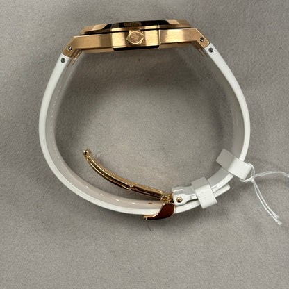 Audemars Piguet Royal Oak 41mm White Dial Watch Ref# 15400OR.OO.D088CR.01 - Happy Jewelers Fine Jewelry Lifetime Warranty