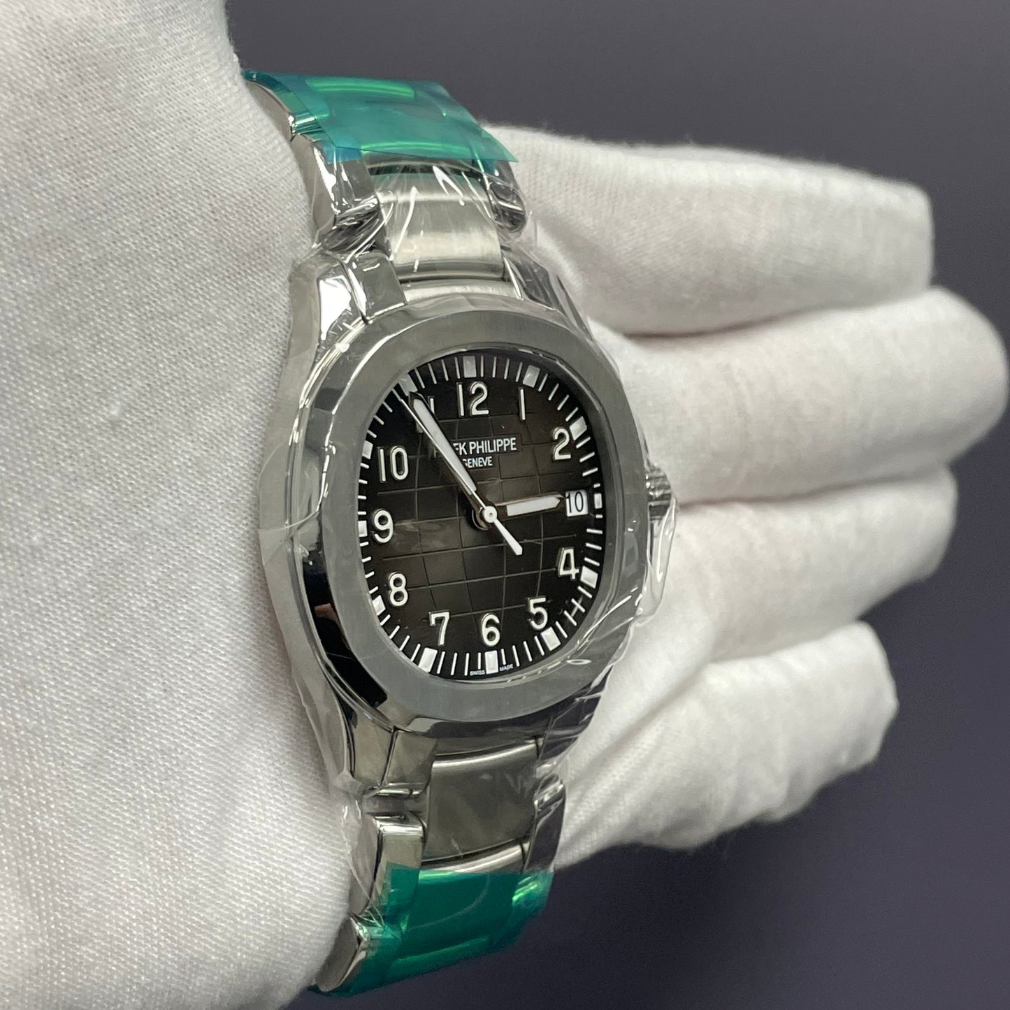 Patek Philippe Aquanaut 40mm Black Dial Ref# 5167/1A-001