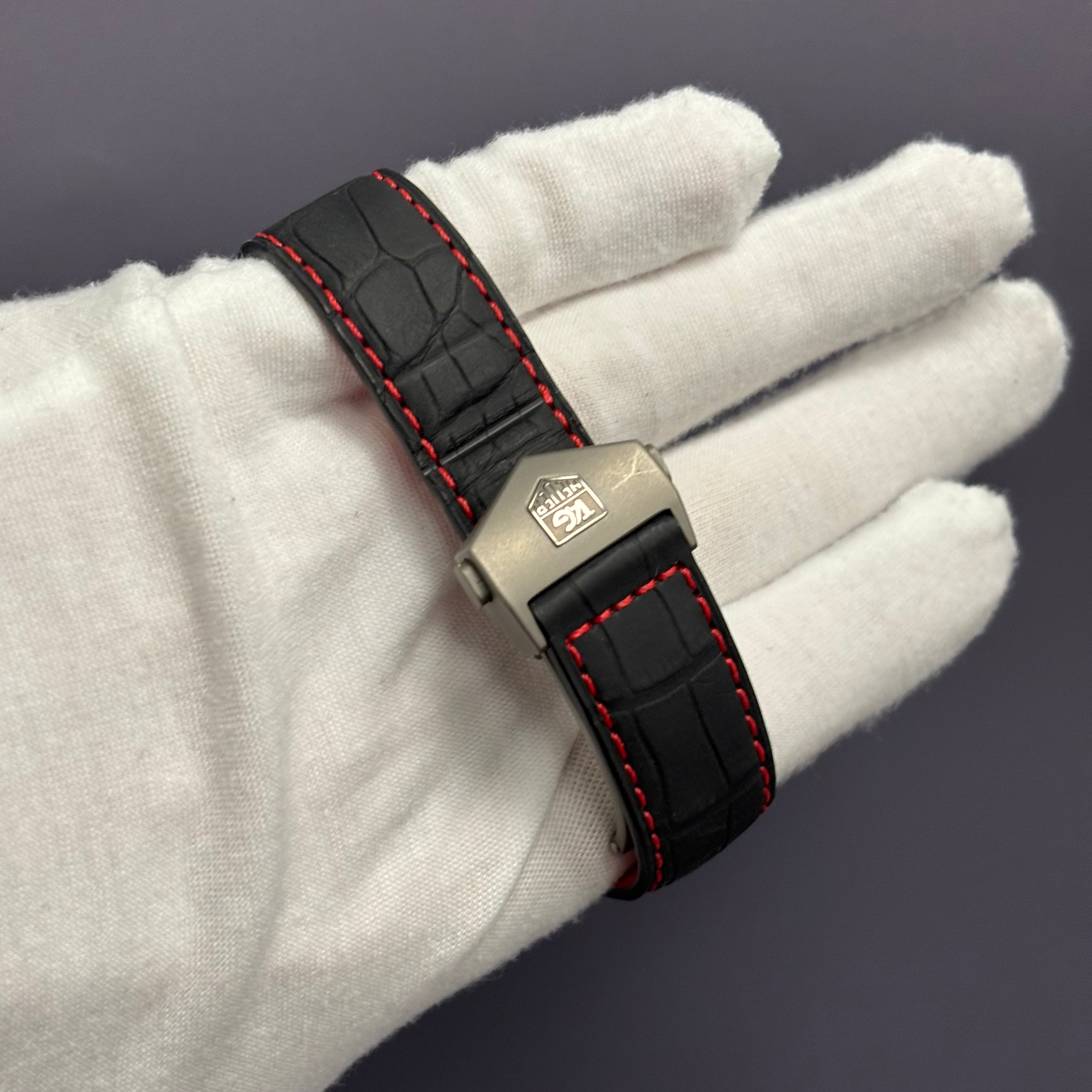 Tag Heuer Carrera 43mm Black Dial Watch Ref# CAV5185.FC6257 - Happy Jewelers Fine Jewelry Lifetime Warranty