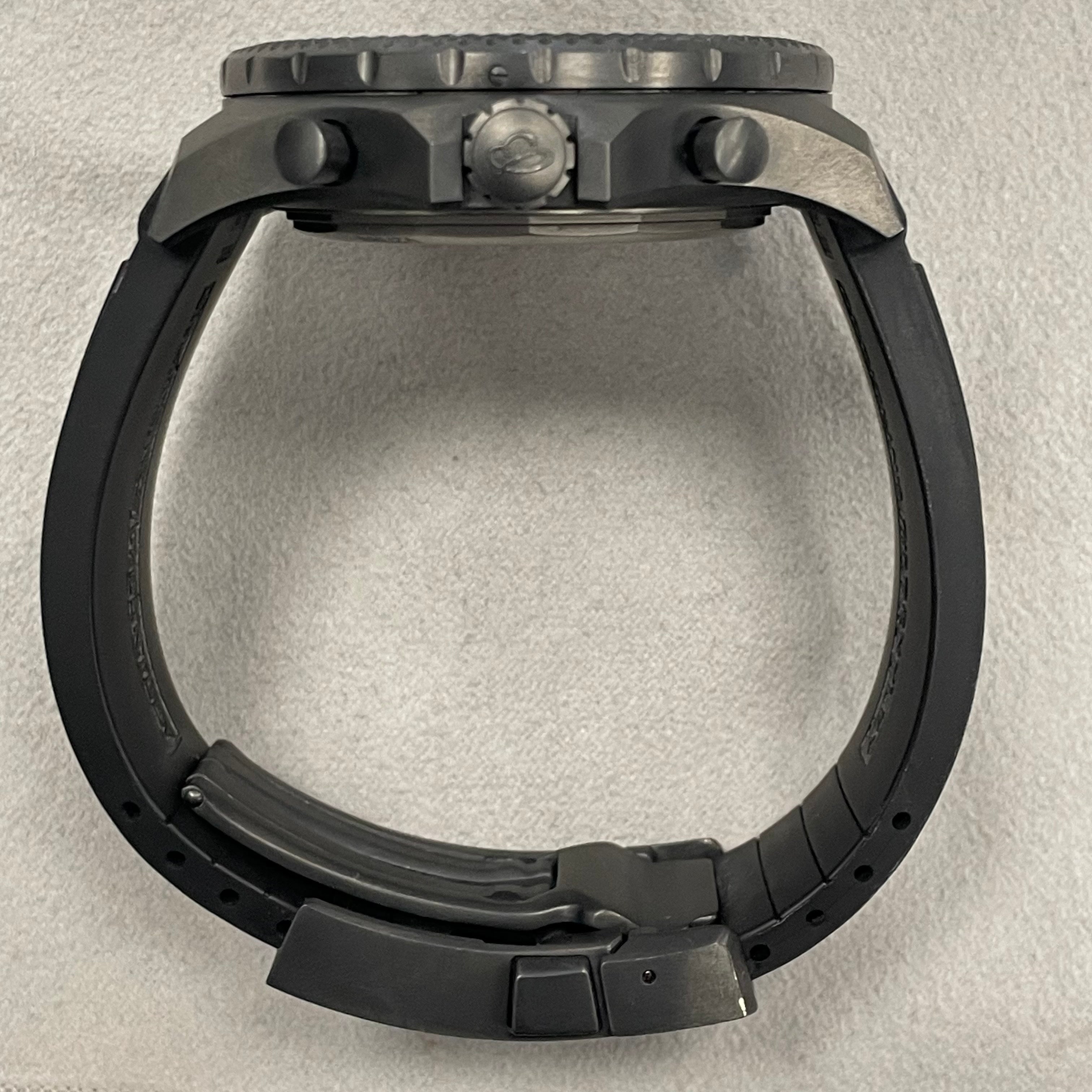 Breitling Bentley GT3 49mm Black Dial Watch Ref# V27365 - Happy Jewelers Fine Jewelry Lifetime Warranty