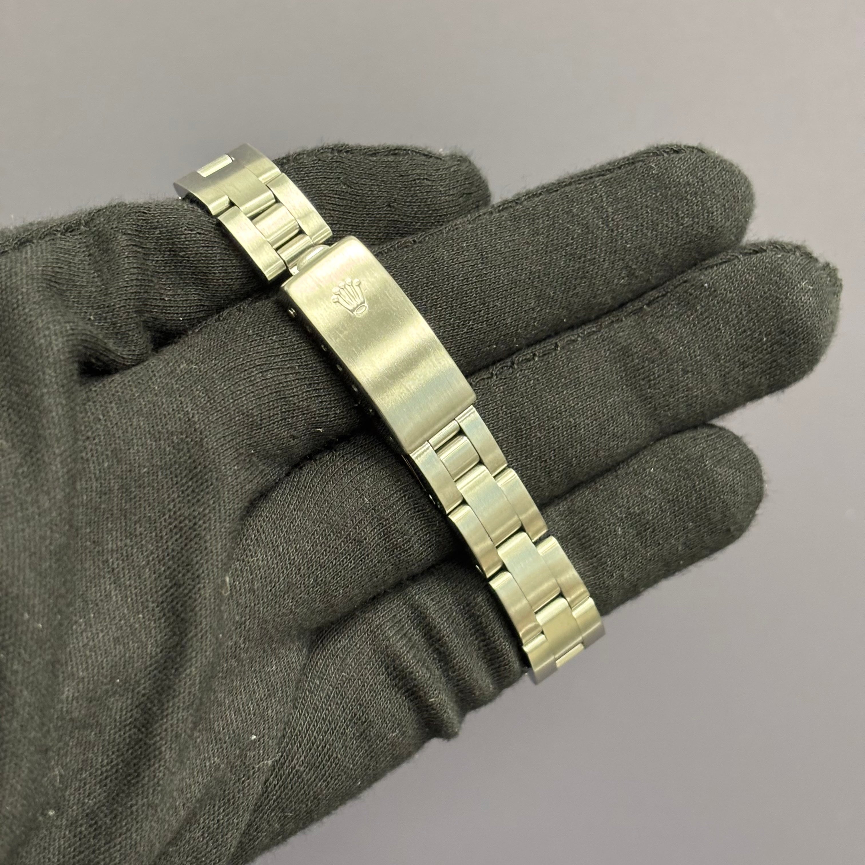 Rolex Oyster Perpetual 26mm MOP Dial Watch Ref# 124300 - Happy Jewelers Fine Jewelry Lifetime Warranty